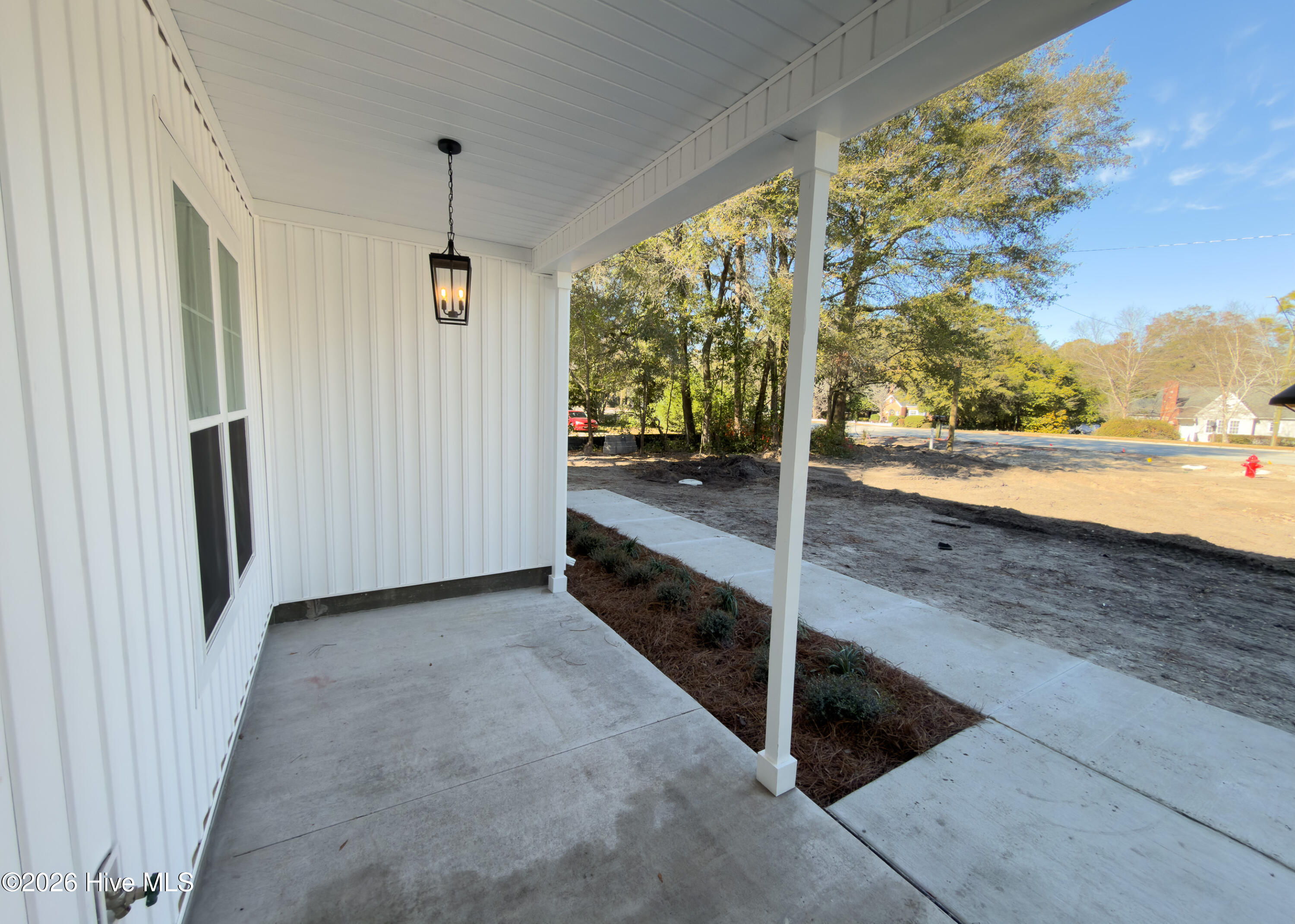 100553267 | Photo 13