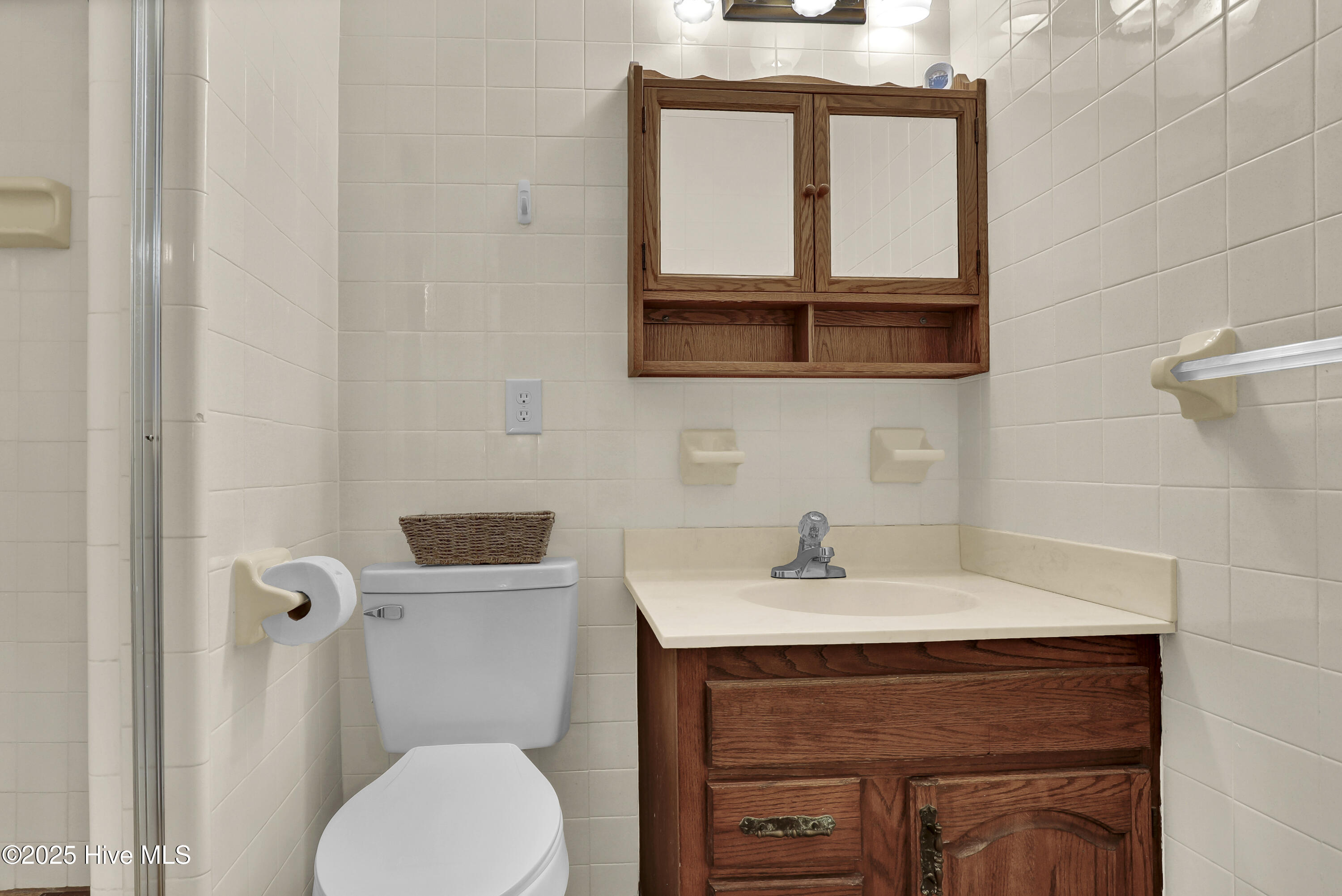 100537816 | Photo 18