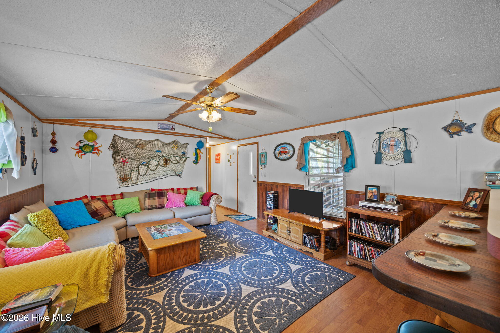 100552918 | Photo 20