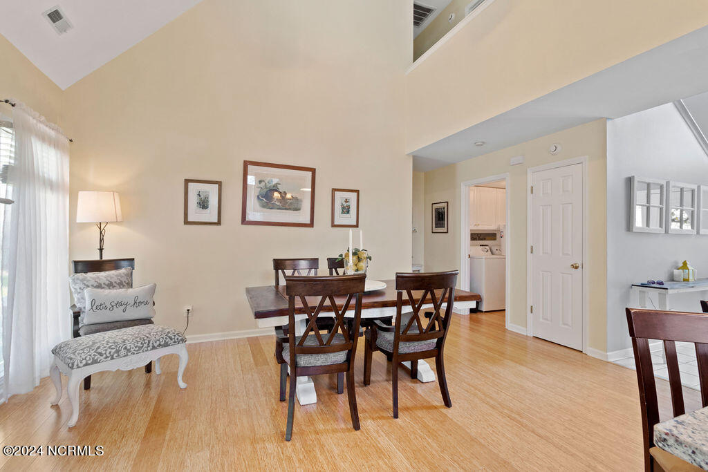 100560006 | Photo 12