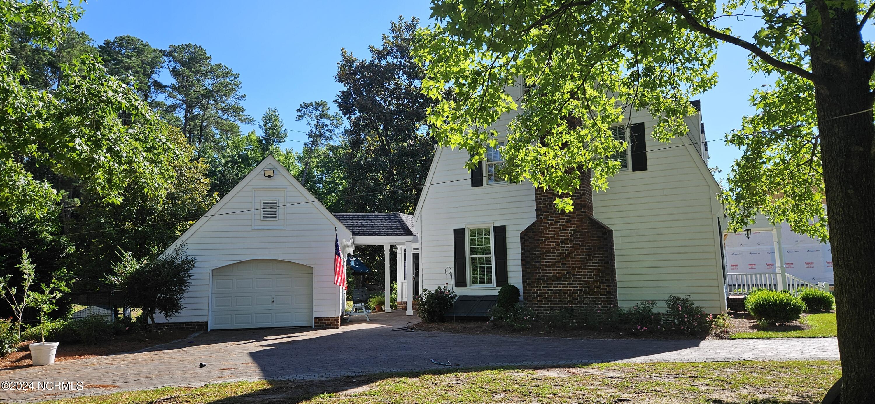 3rd image of 110 Foxcroft Dr, Clinton, NC 28328 | MLS# 100595044