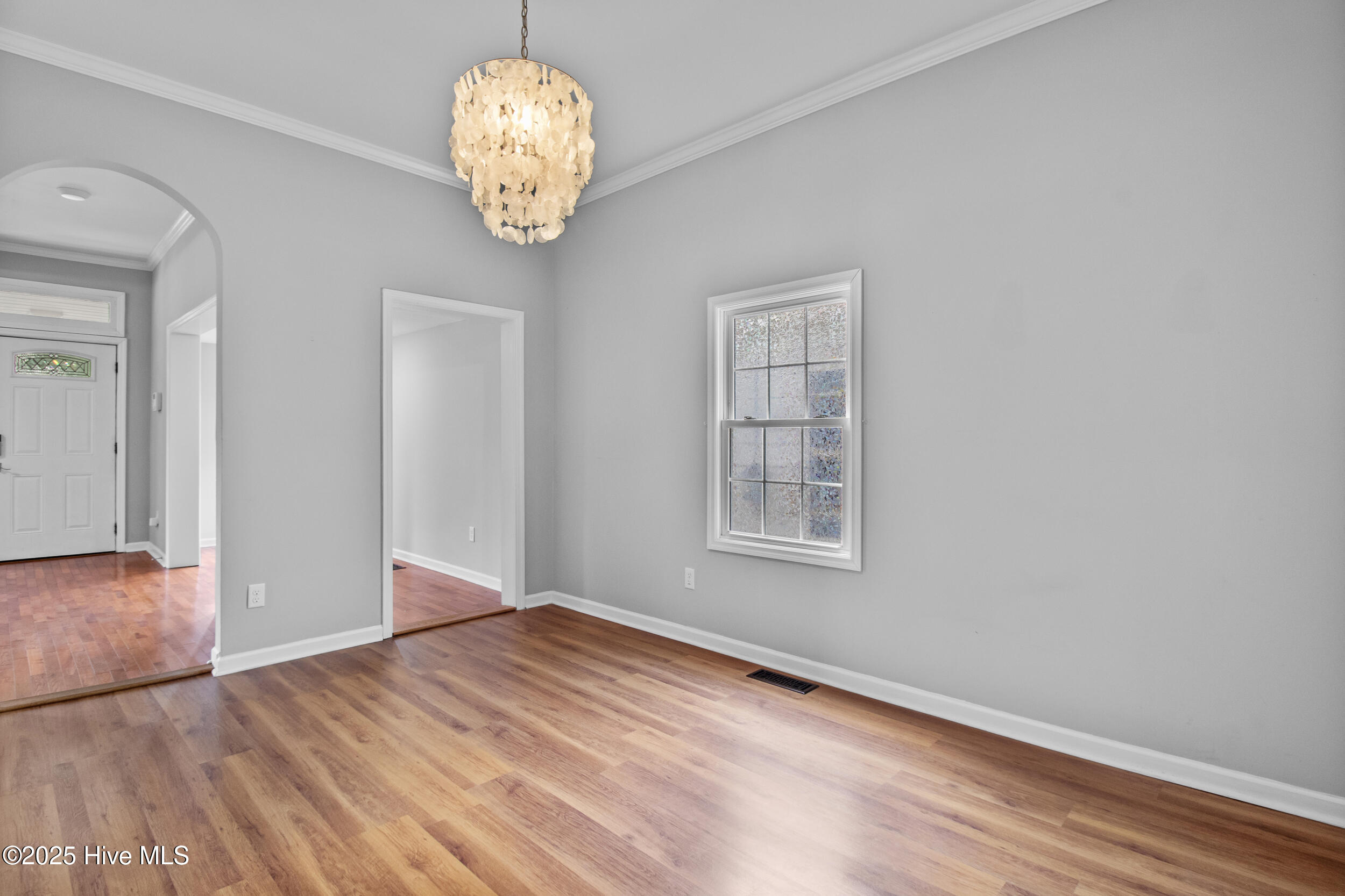 100528550 | Photo 17