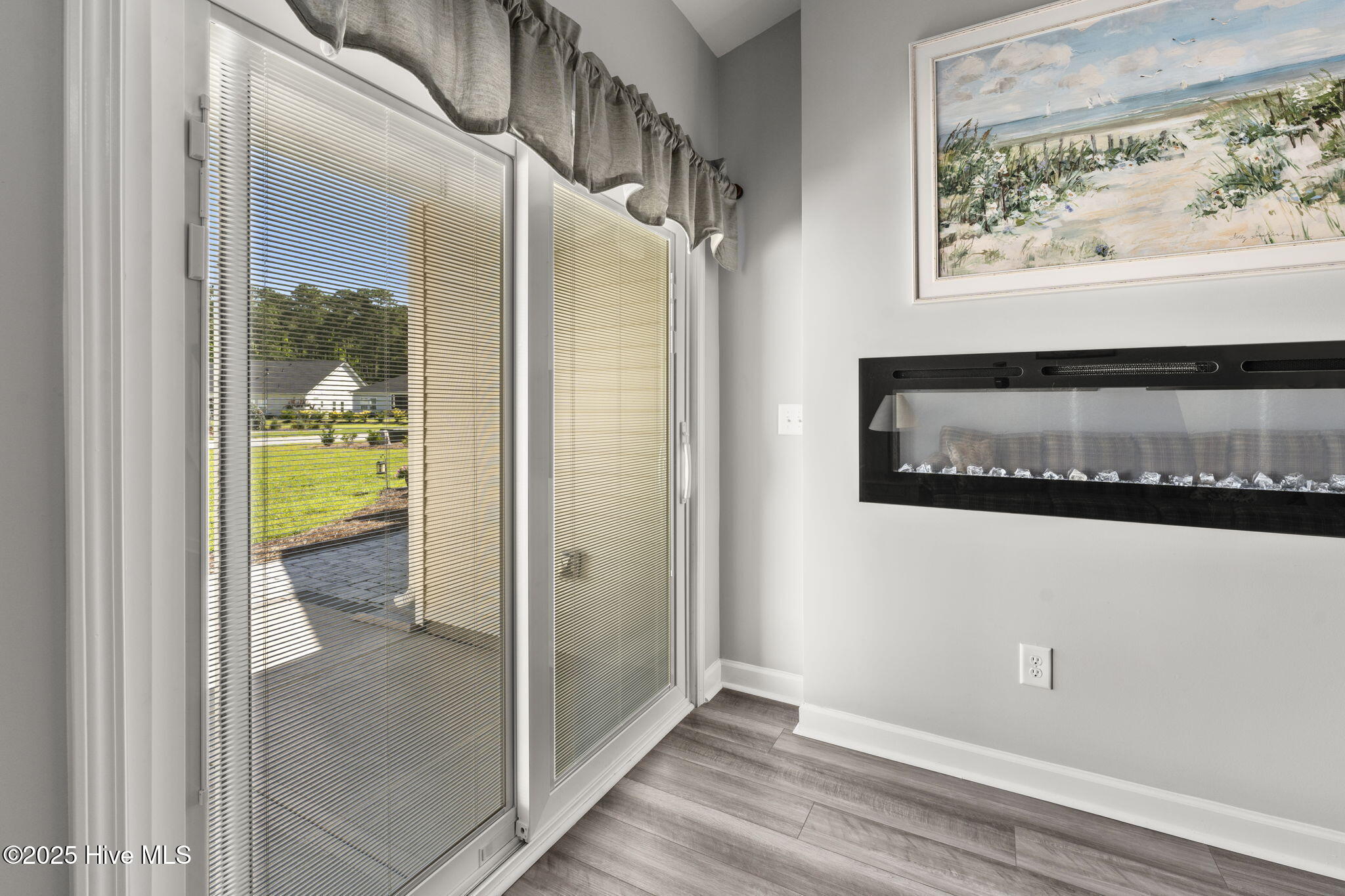 100514884 | Photo 16