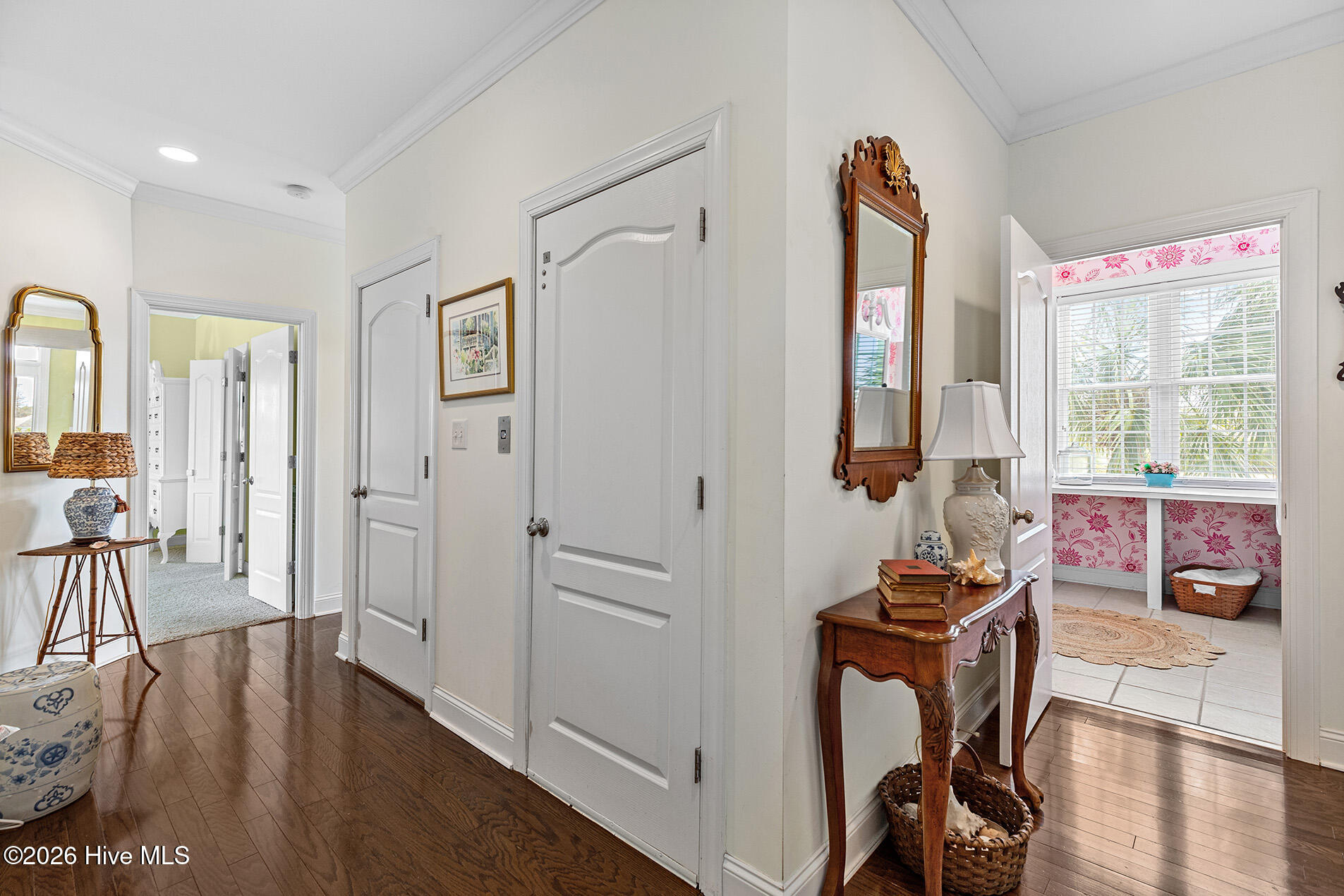 100554340 | Photo 66