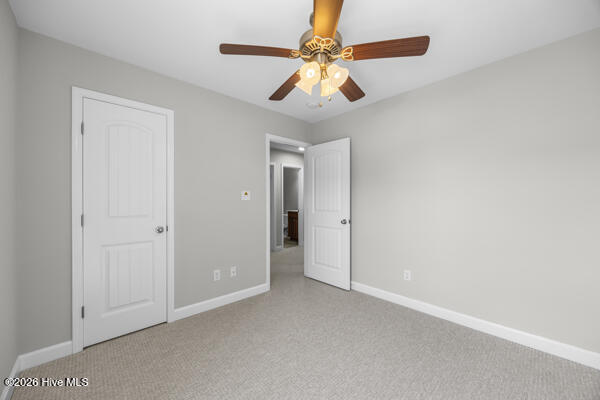 100568075 | Photo 15