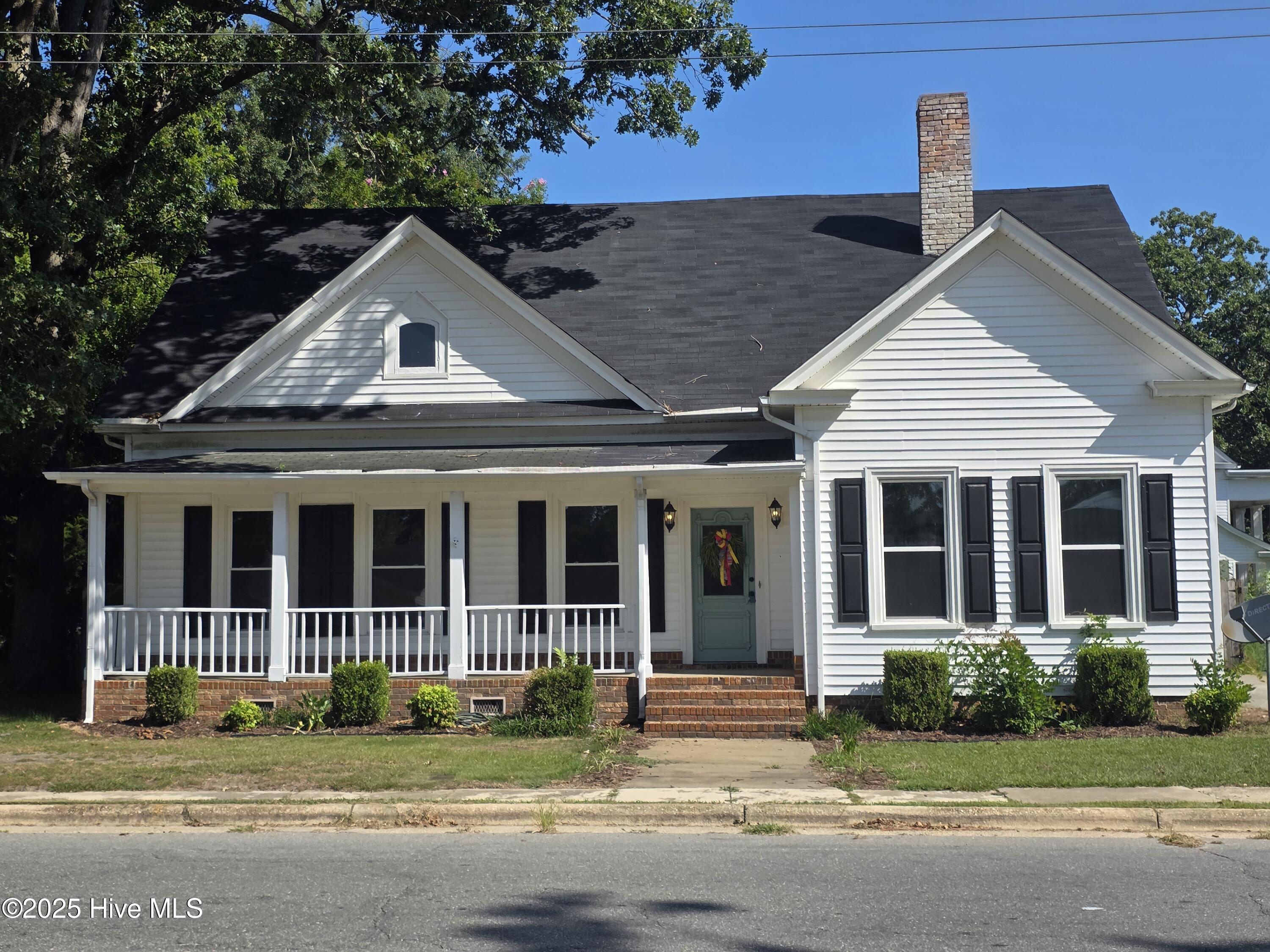 Property at 402 Roseboro Street