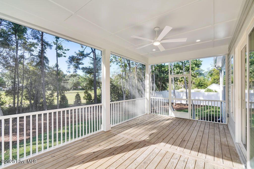 100516438 | Photo 42