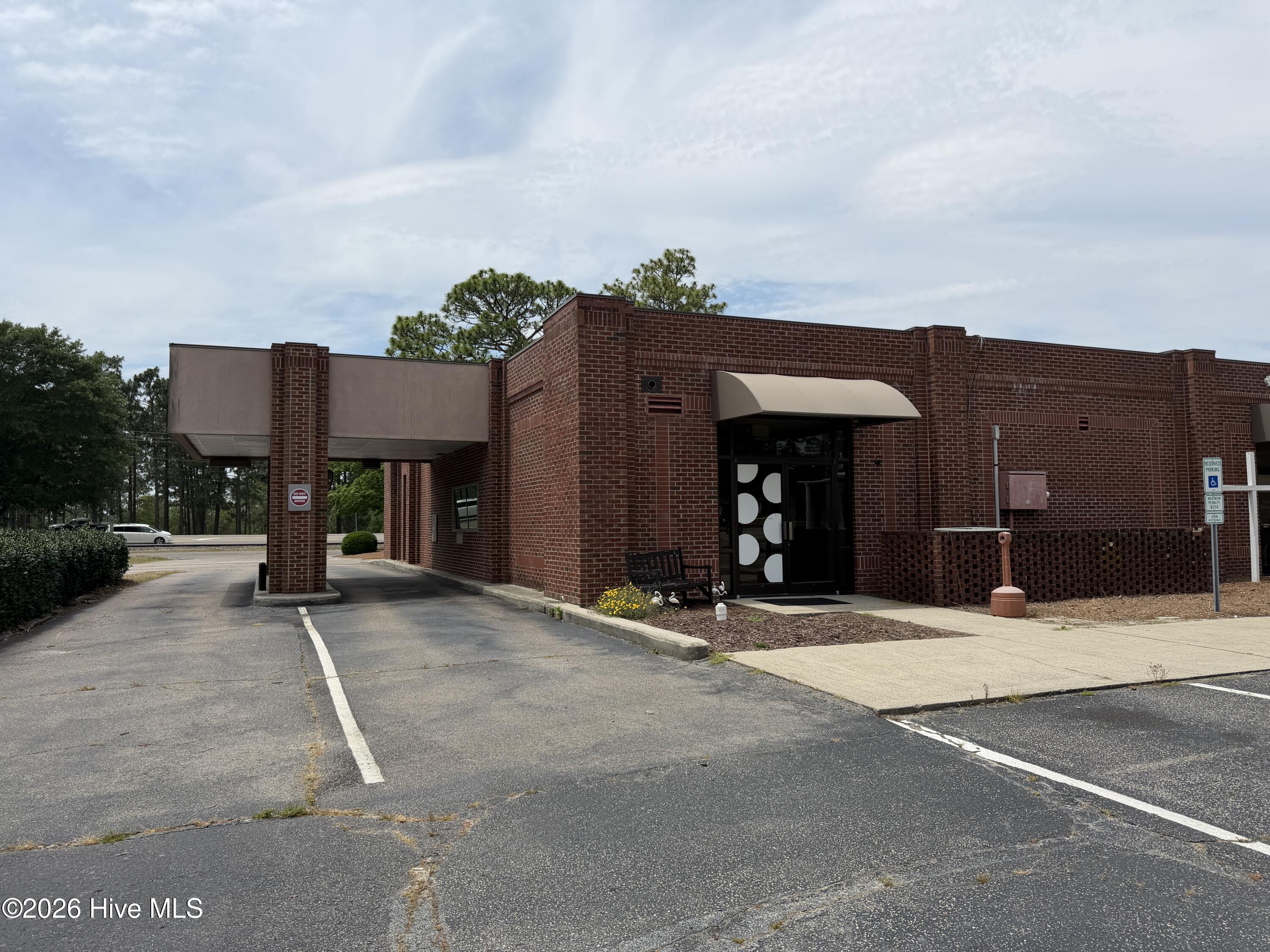 Exterior photo of 15 Dawn Road Ste 1, Pinehurst, NC 28374. MLS: 100582746