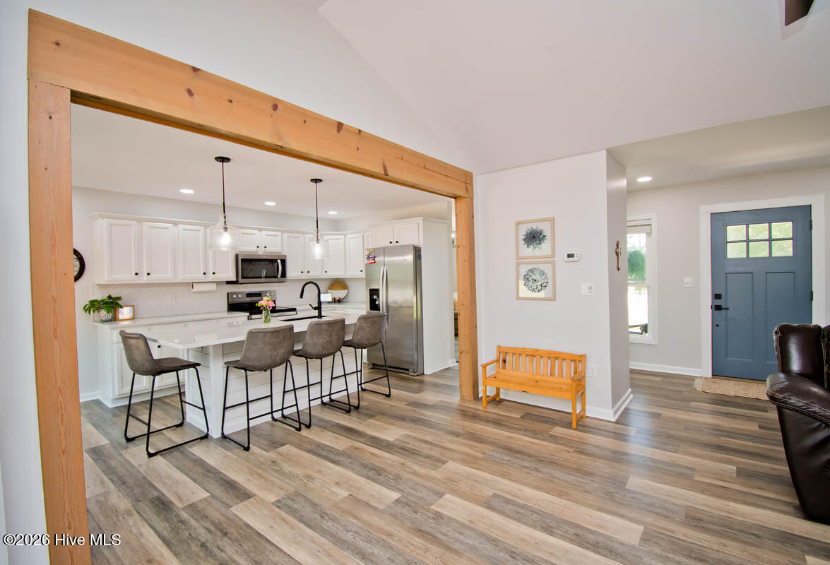 100569264 | Photo 50