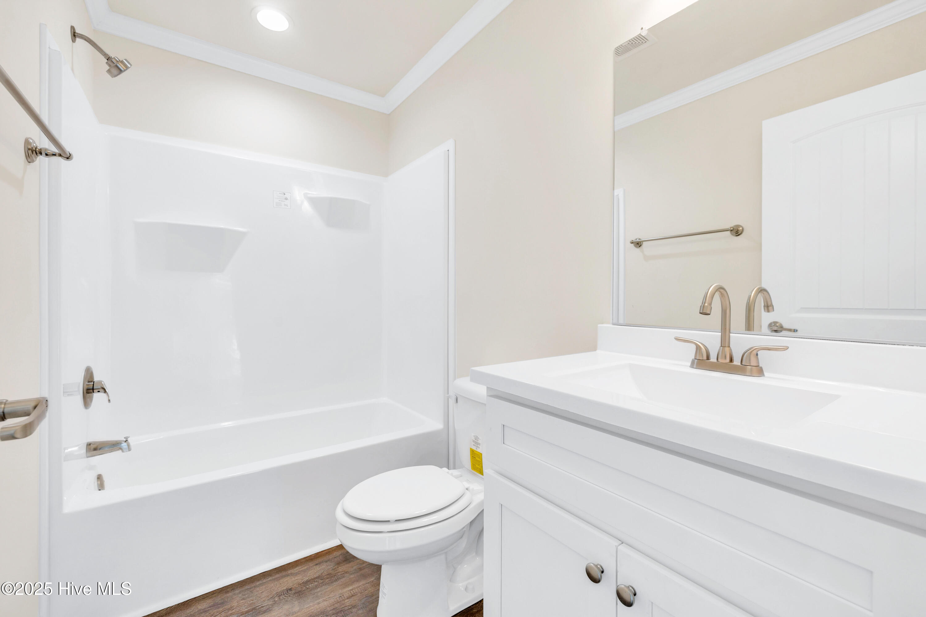 100543416 | Photo 14