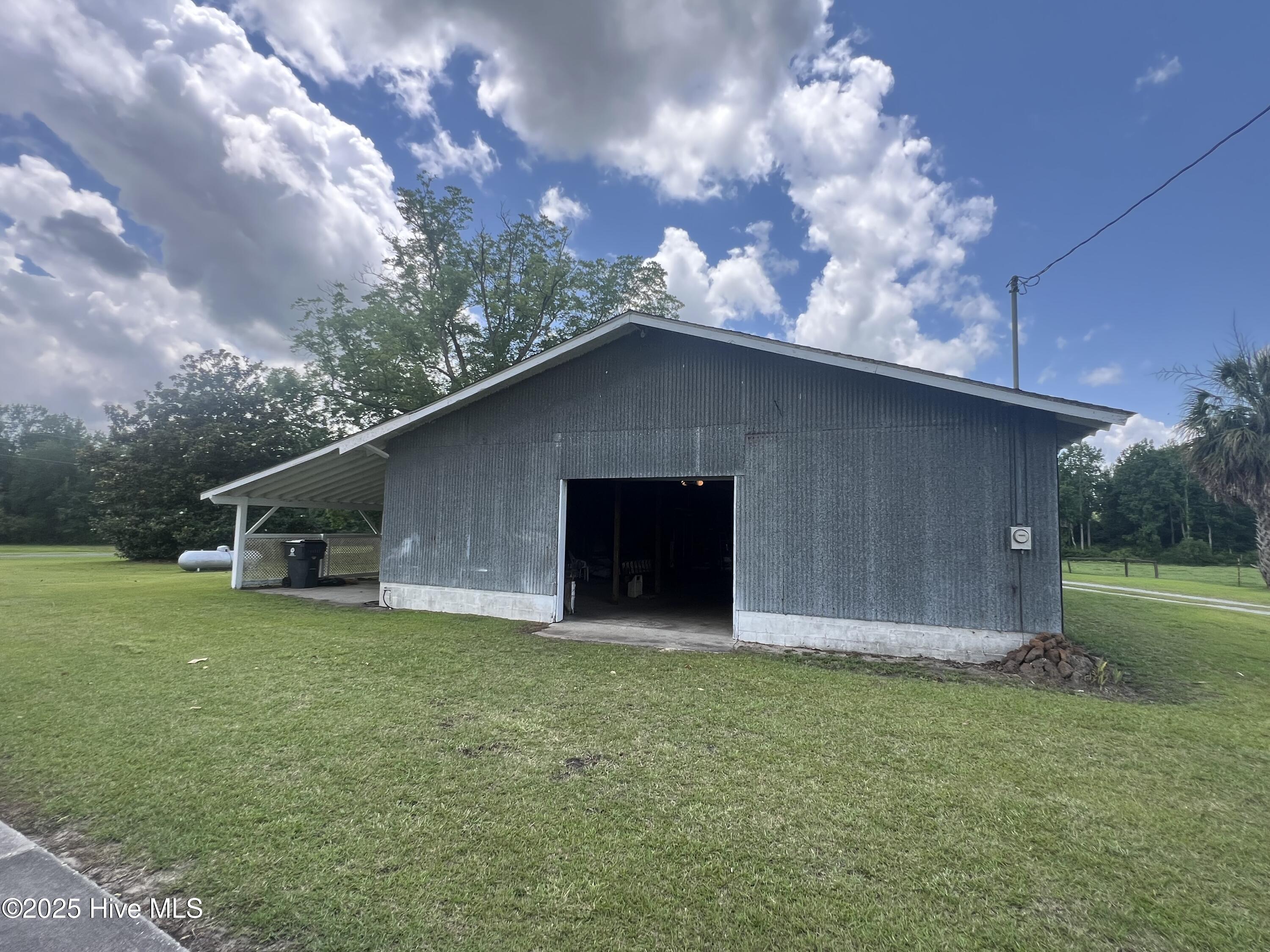 Homes for sale in Tabor City, NC | 3281 Richard Wright Rd, Tabor City, NC 28463 | MLS# 100513850