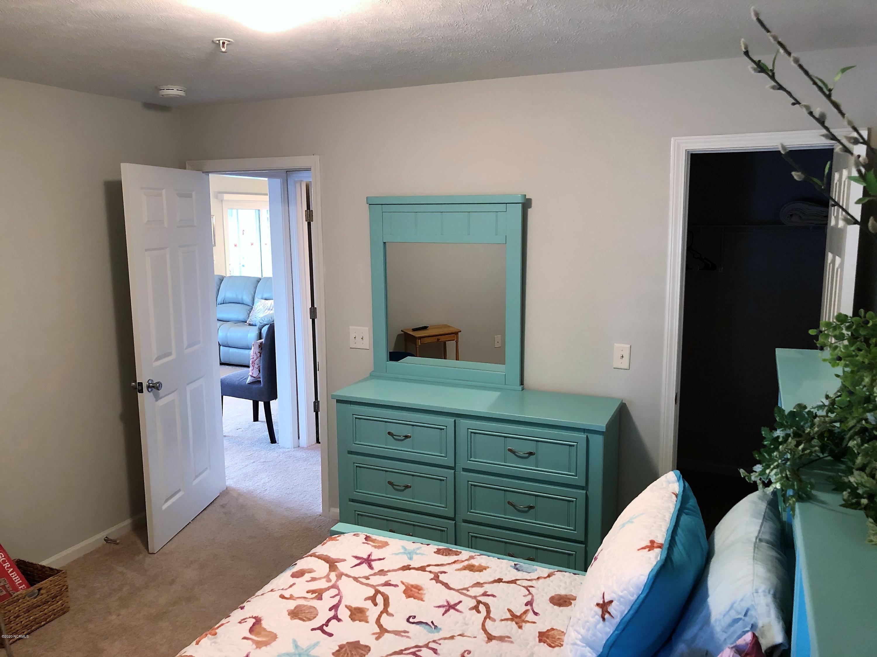 100551361 | Photo 25