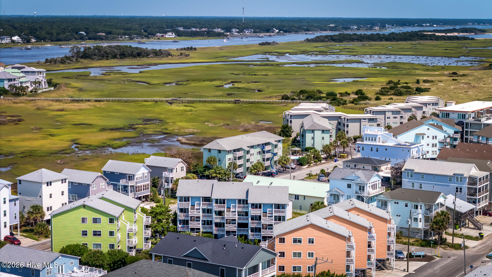 2nd image of 101 Sea Oats Ln, Carolina Beach, NC 28428