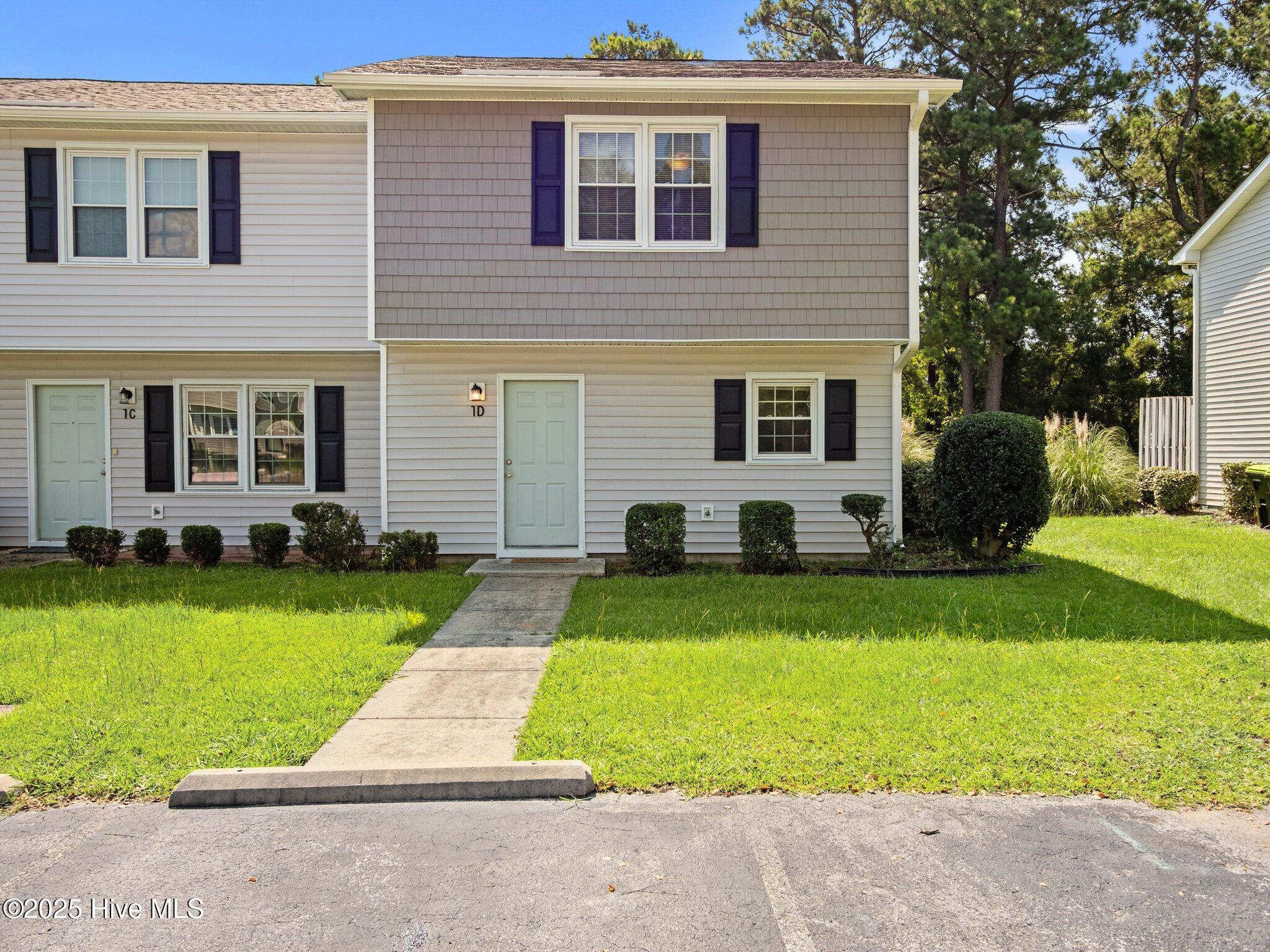 Homes for sale in Swansboro, NC | 1 Portwest Townhouses Dr #Apt D, Swansboro, NC 28584 | MLS# 100516208