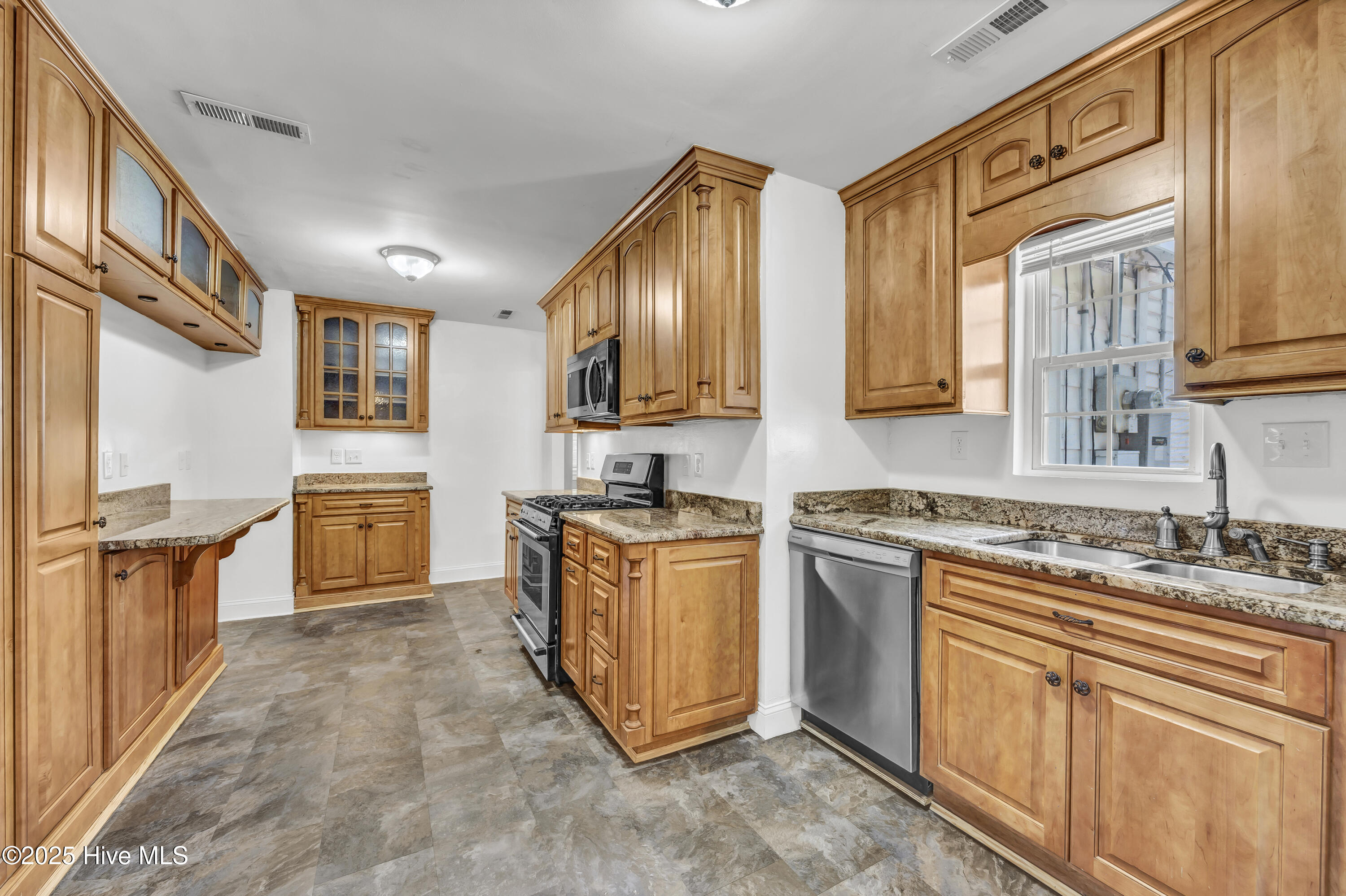 Web Image 9--NEW -- IMG_3991