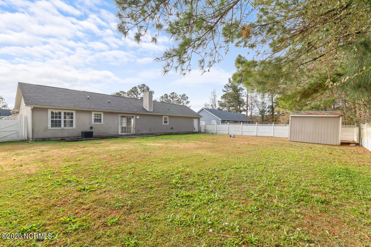 100561714 | Photo 16