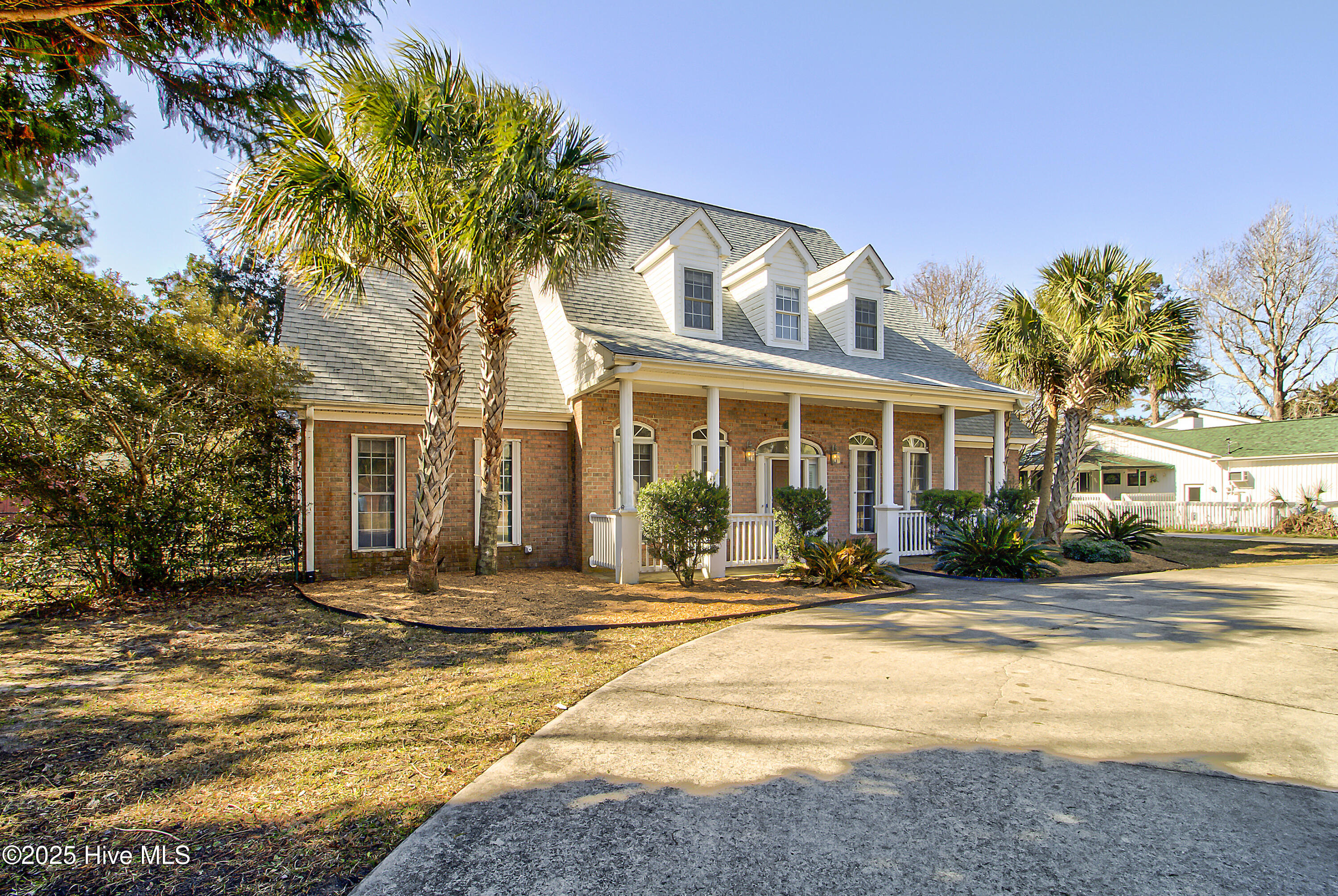 613 Clarendon Avenue, Carolina Beach, NC, 28428
