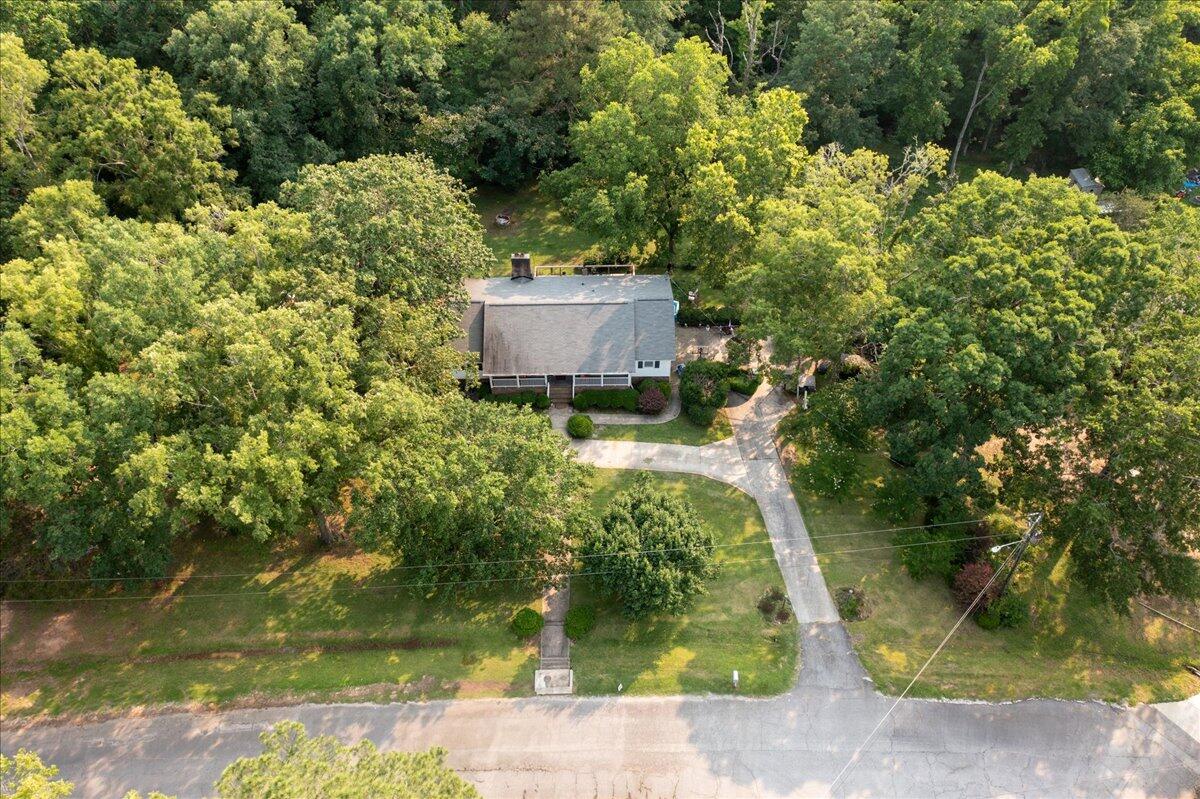 05-570 Wallace-Wells Circle-12