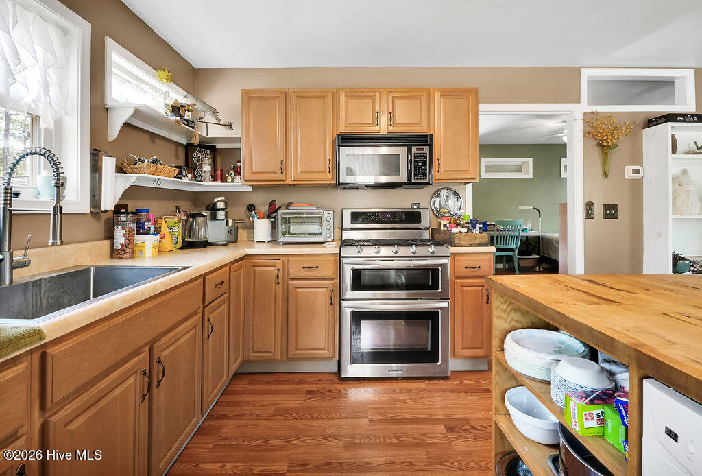 100560144 | Photo 50