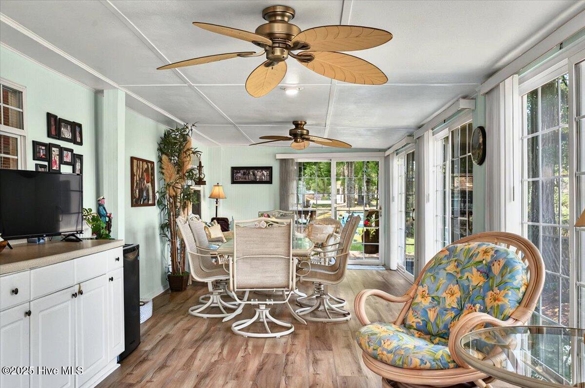 100555131 | Photo 16