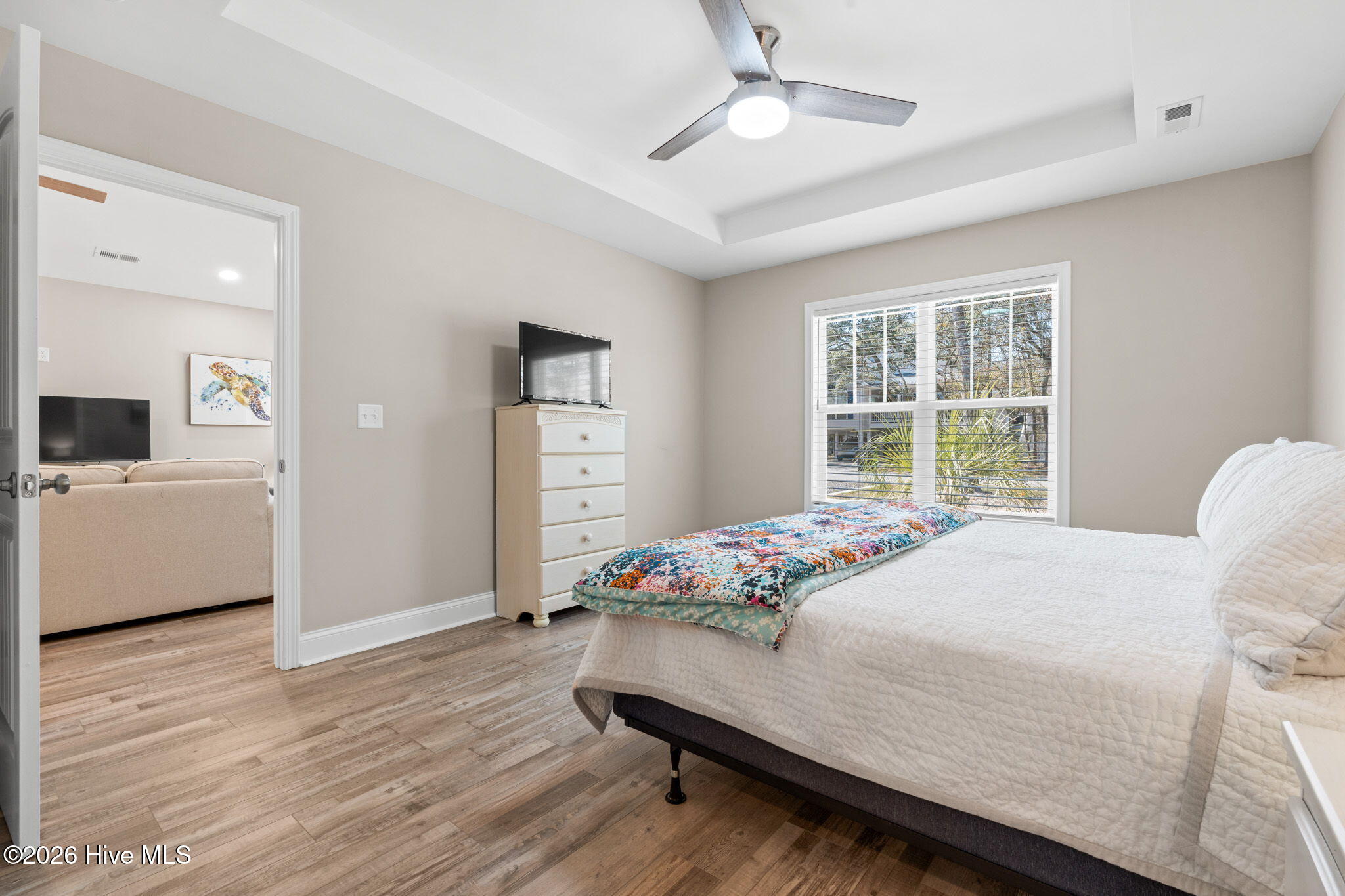 100564601 | Photo 17