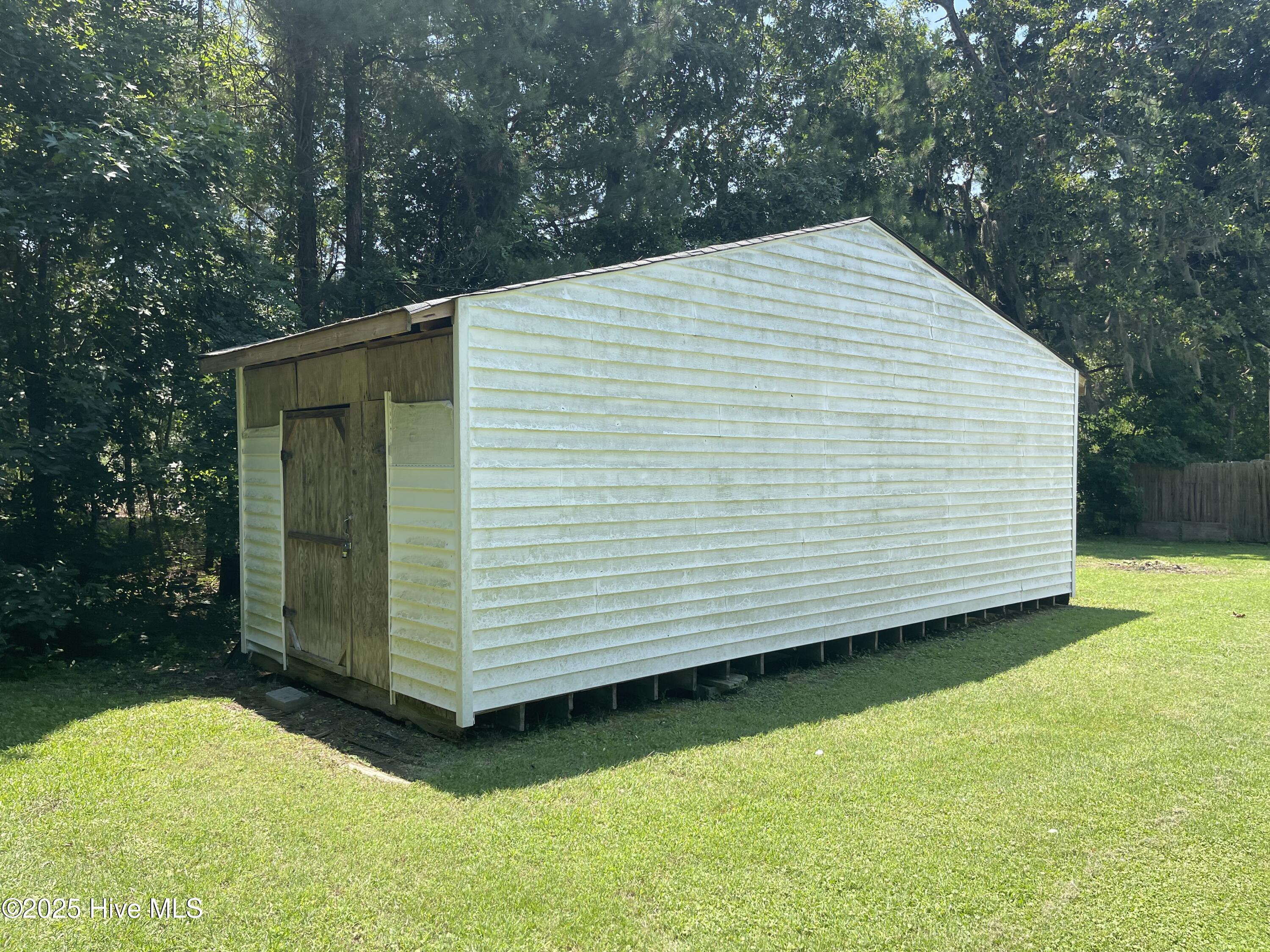 Homes for sale in Hertford, NC | 1048 Snug Harbor Rd, Hertford, NC 27944 | MLS# 100518711