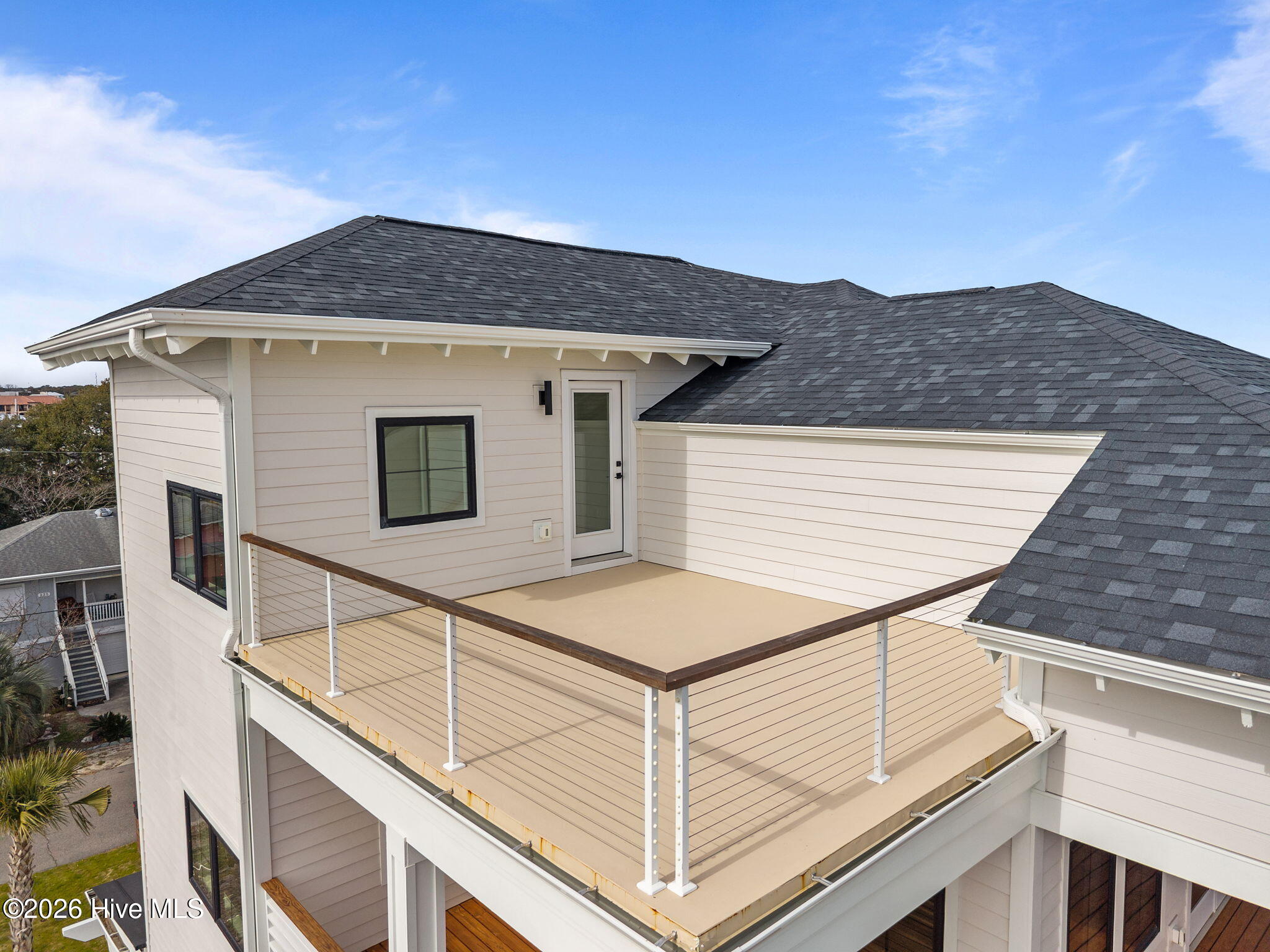 100553287 | Photo 93