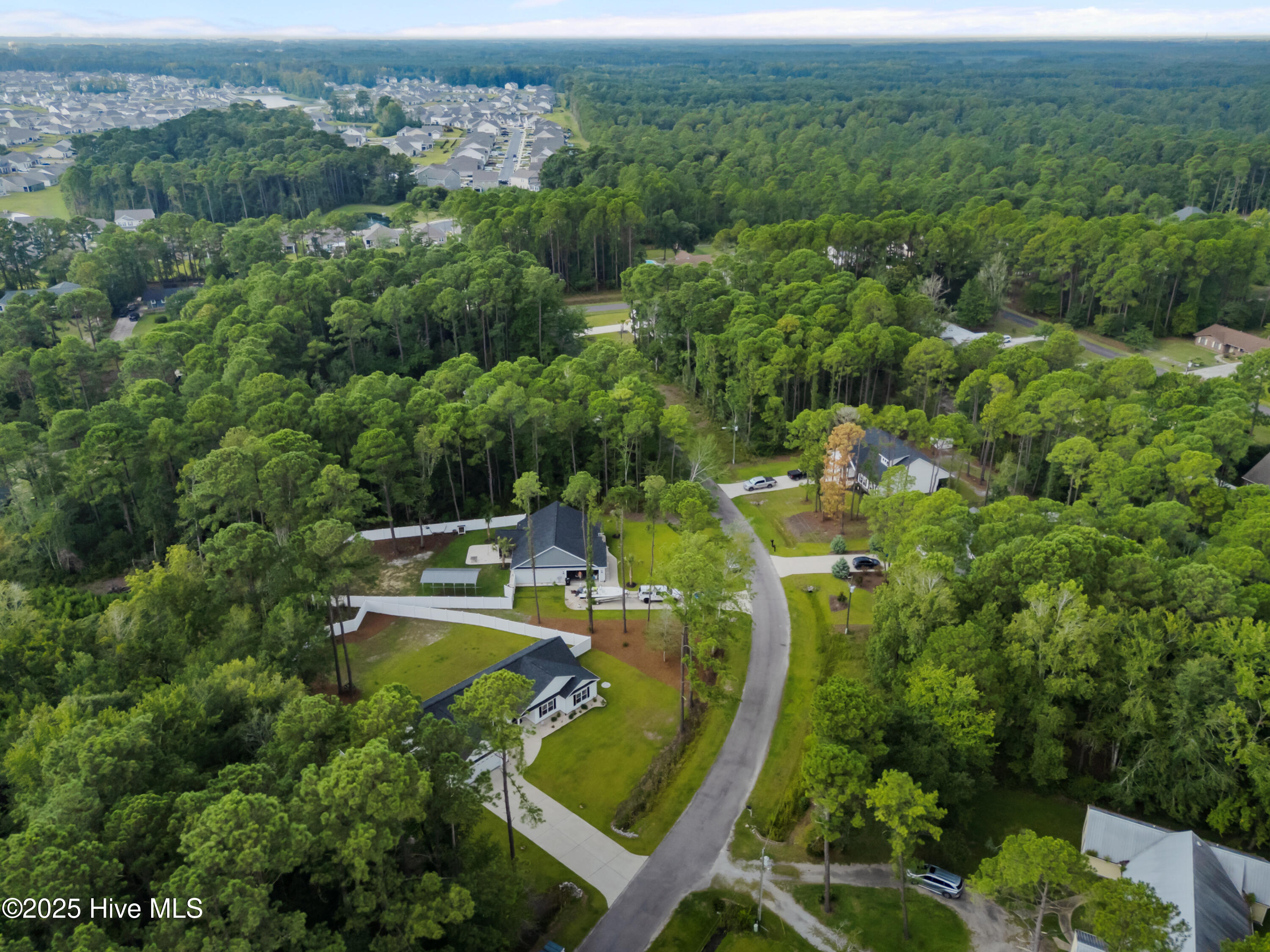 100522154 | Photo 42