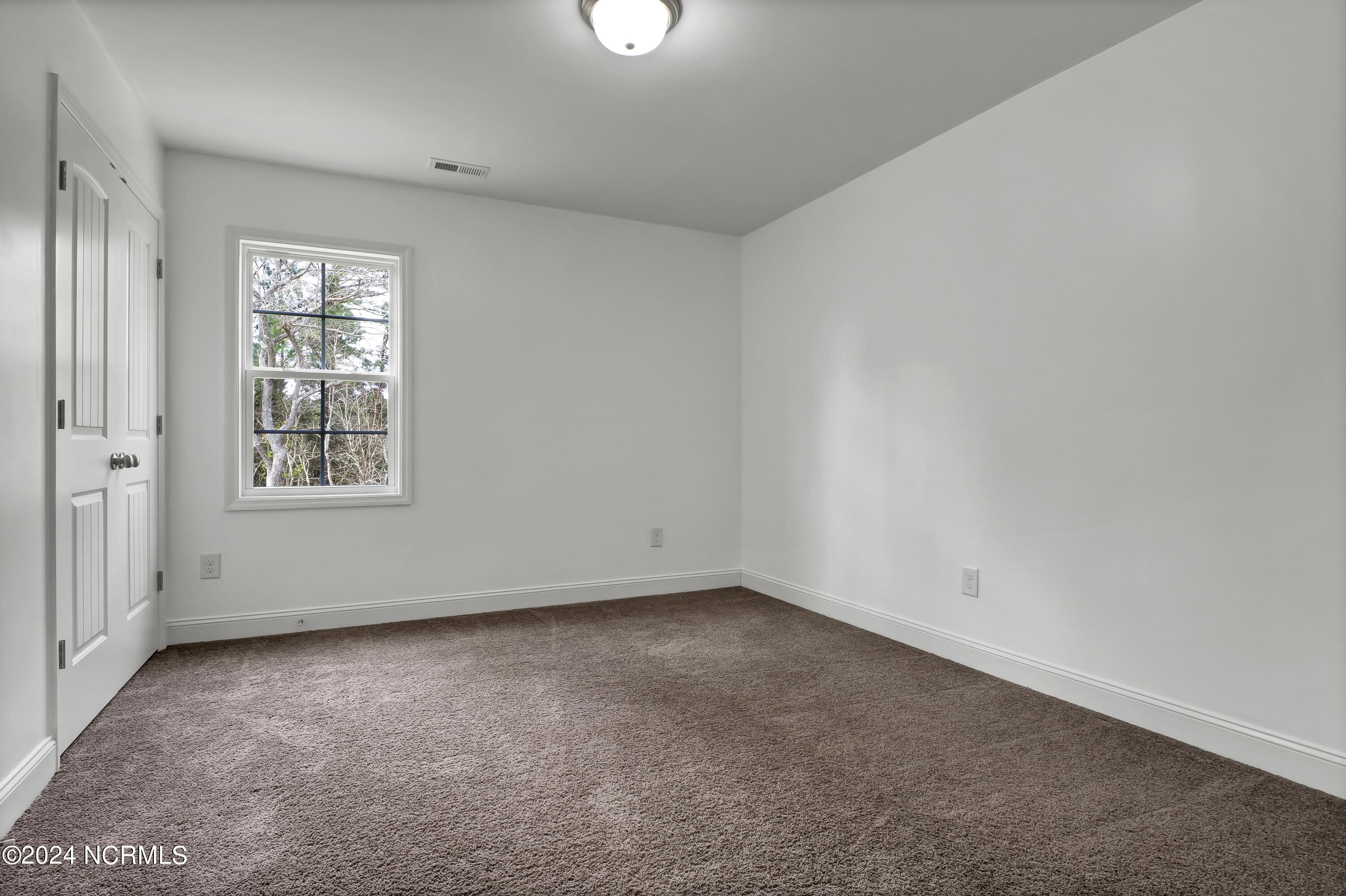 100552526 | Photo 22