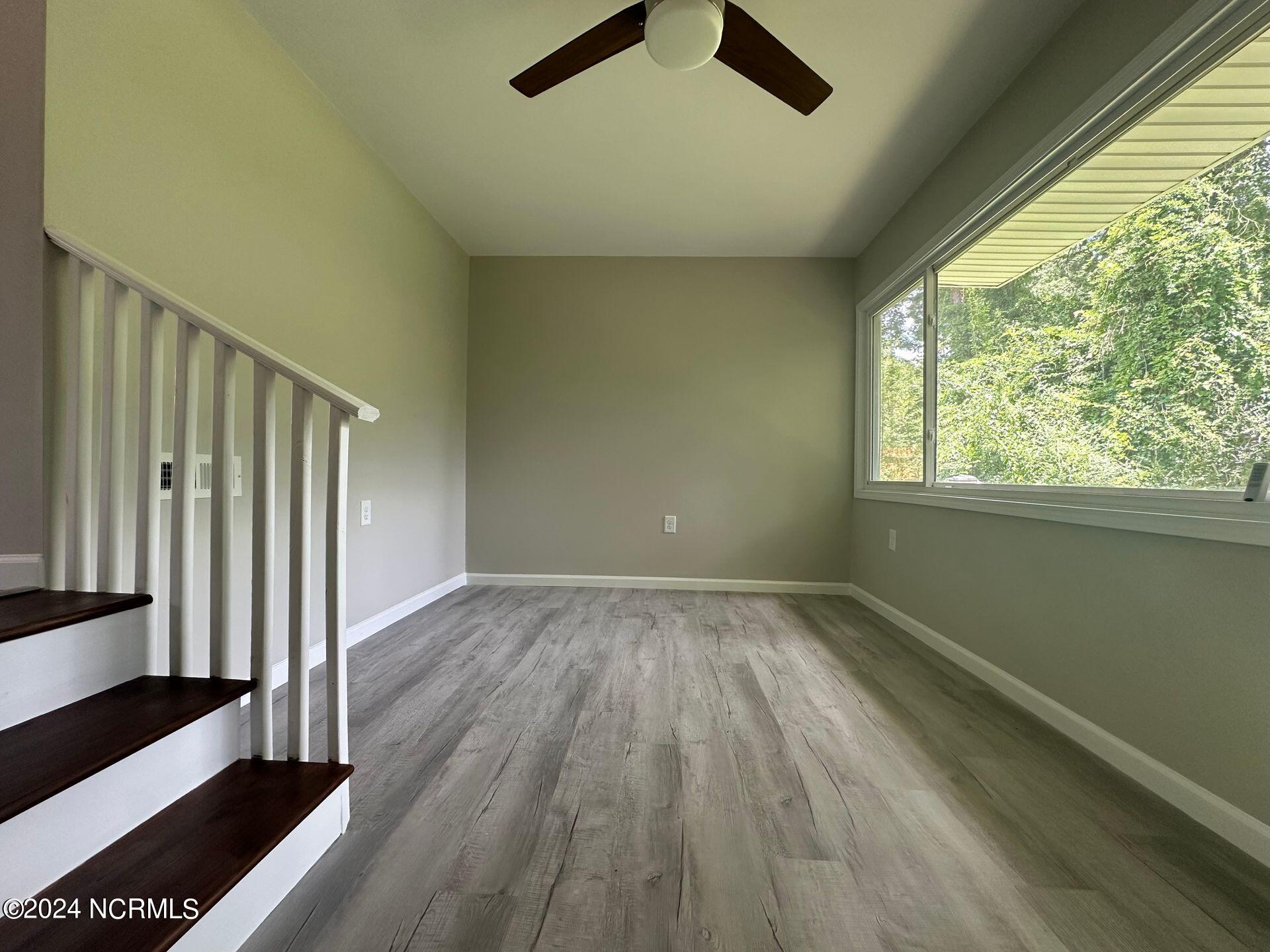 100545628 | Photo 17