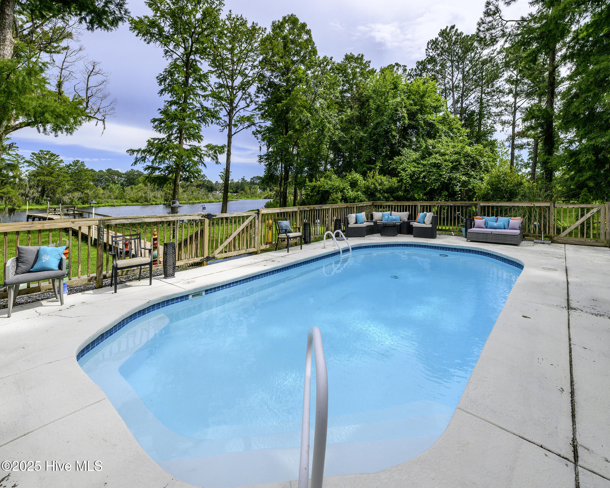 210 Gangplank Road,New Bern