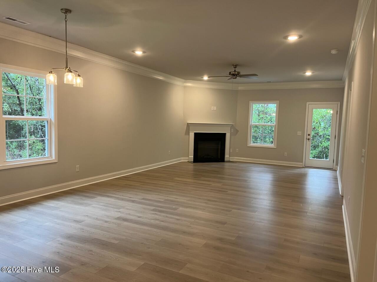 100420978 | Photo 18