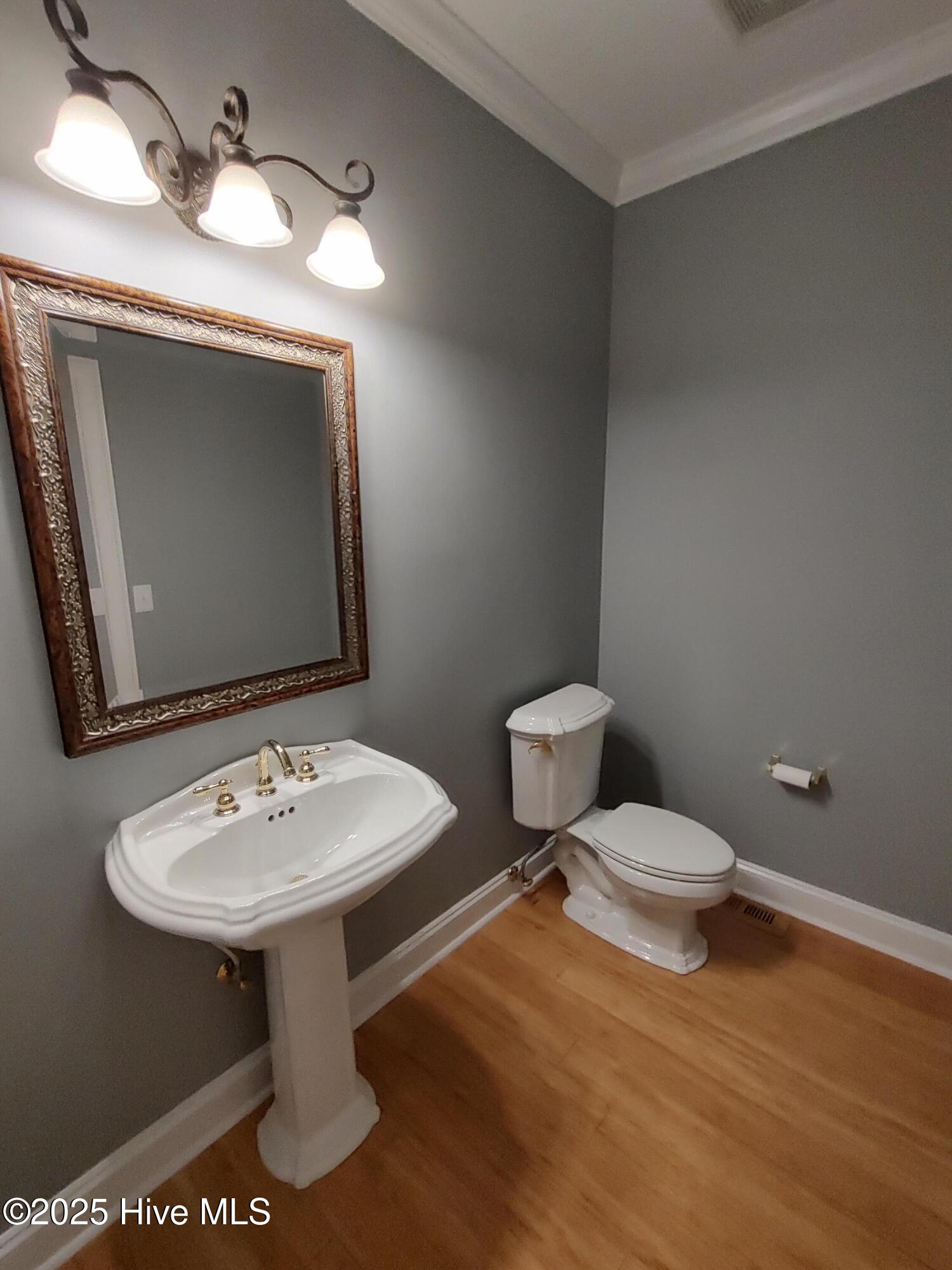 100522617 | Photo 19