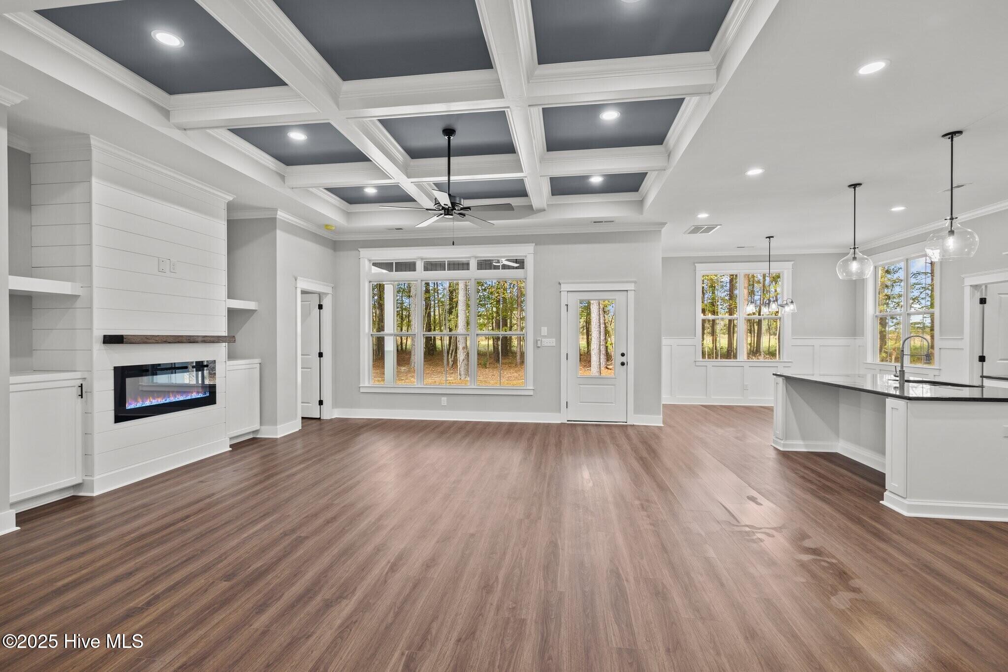 Living Room w-coffered ceiling