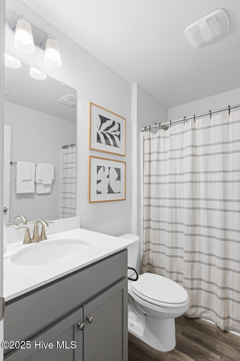 100544030 | Photo 22