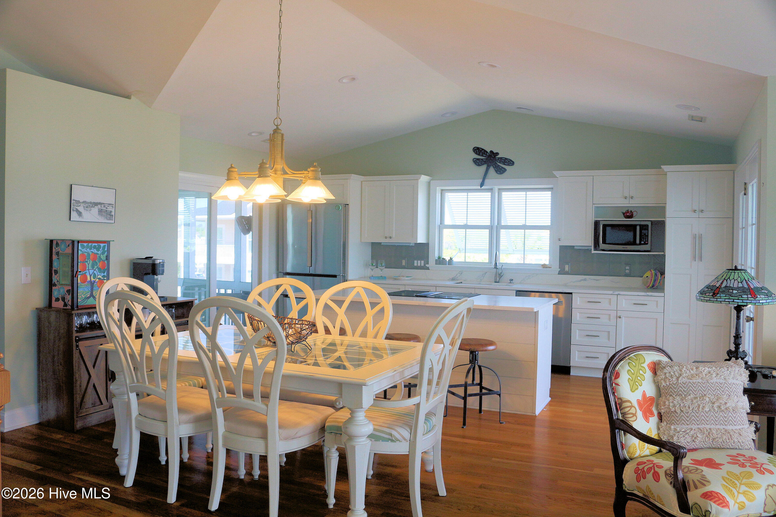 100552755 | Photo 20