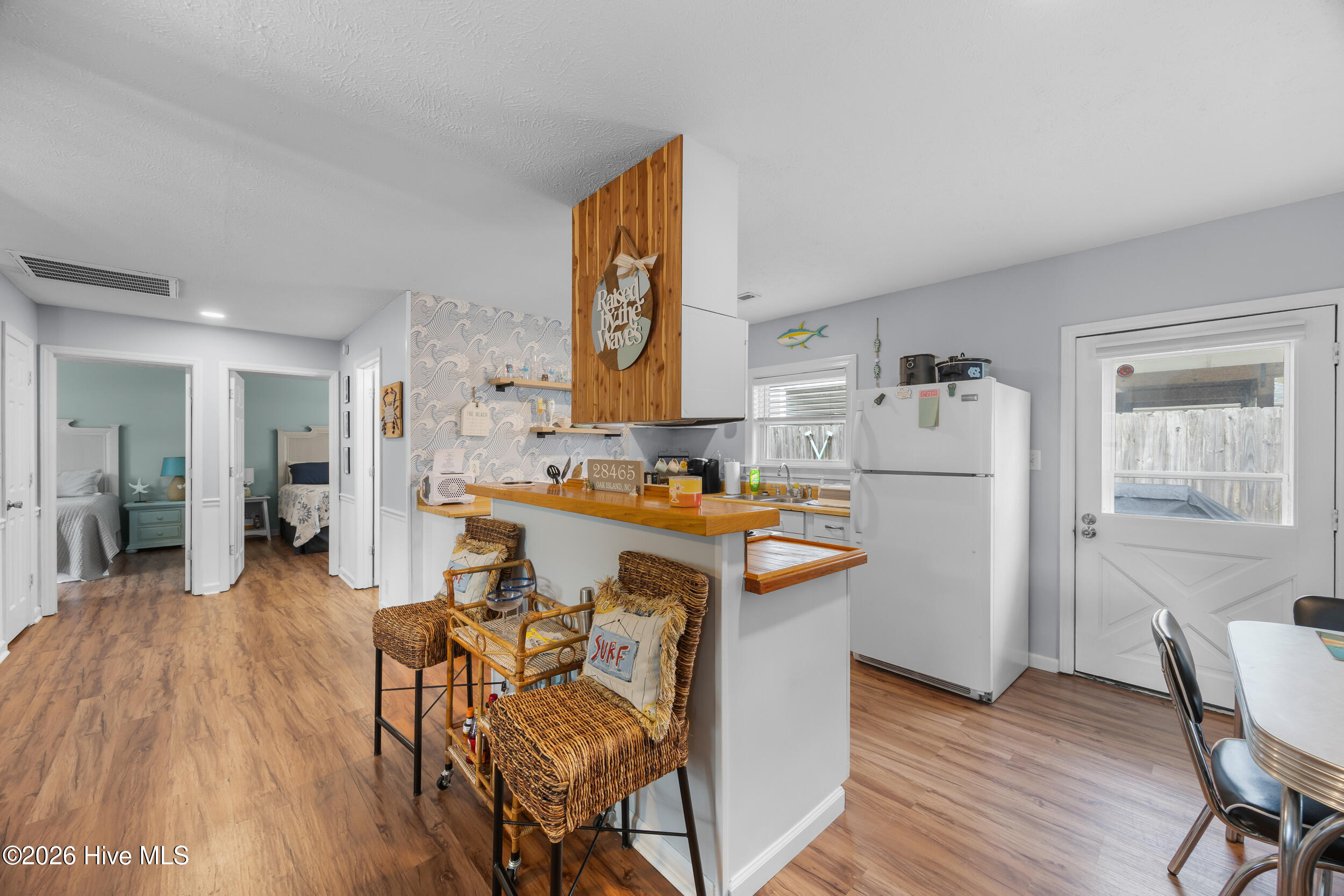 100554331 | Photo 15