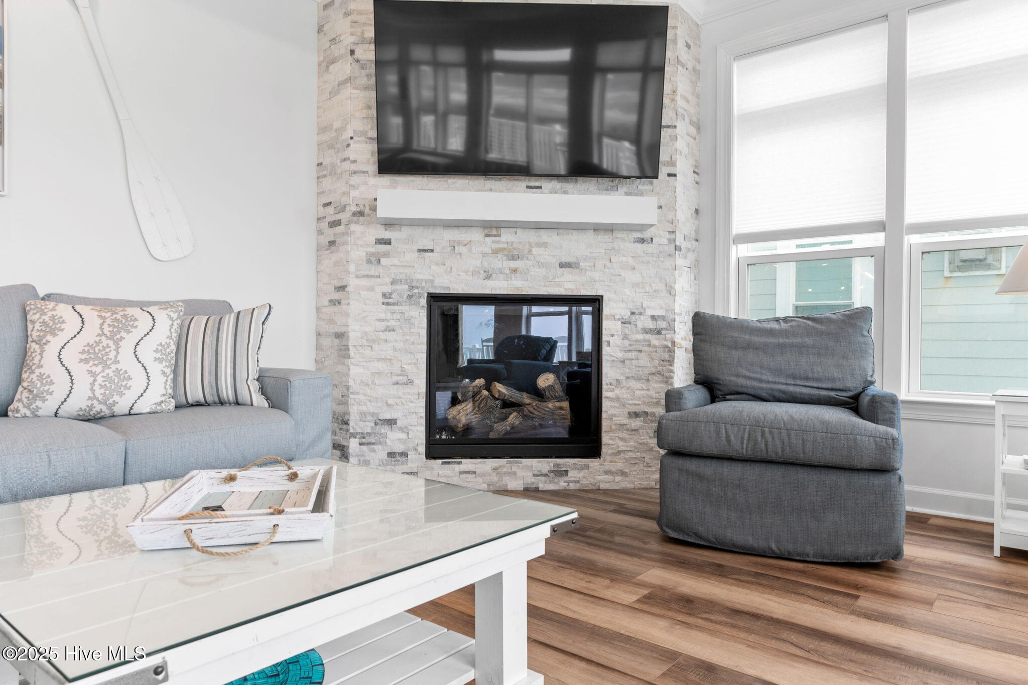 100513895 | Photo 49