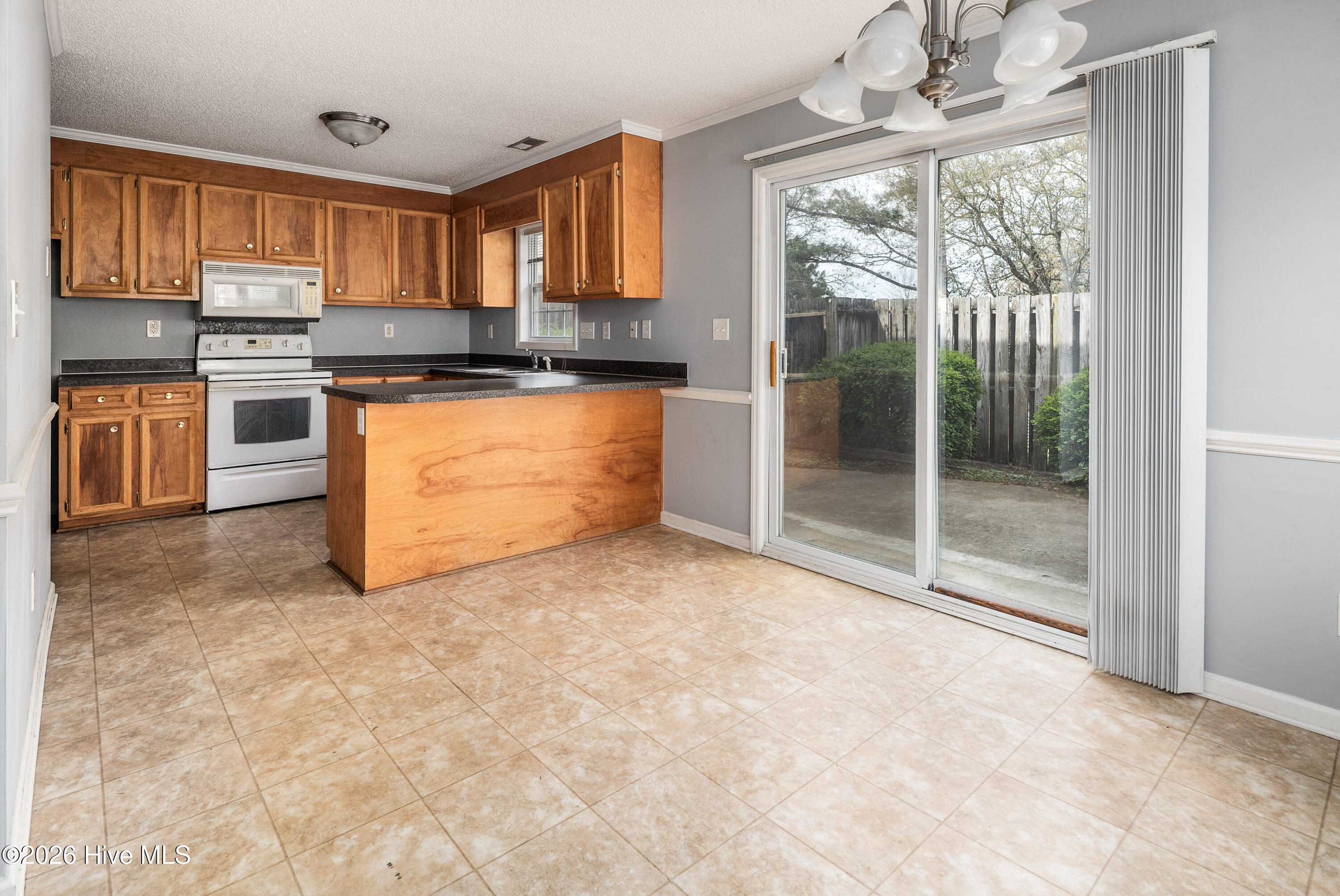 20260324 MLS S_Nilsen 2345 Vineyard Dr U