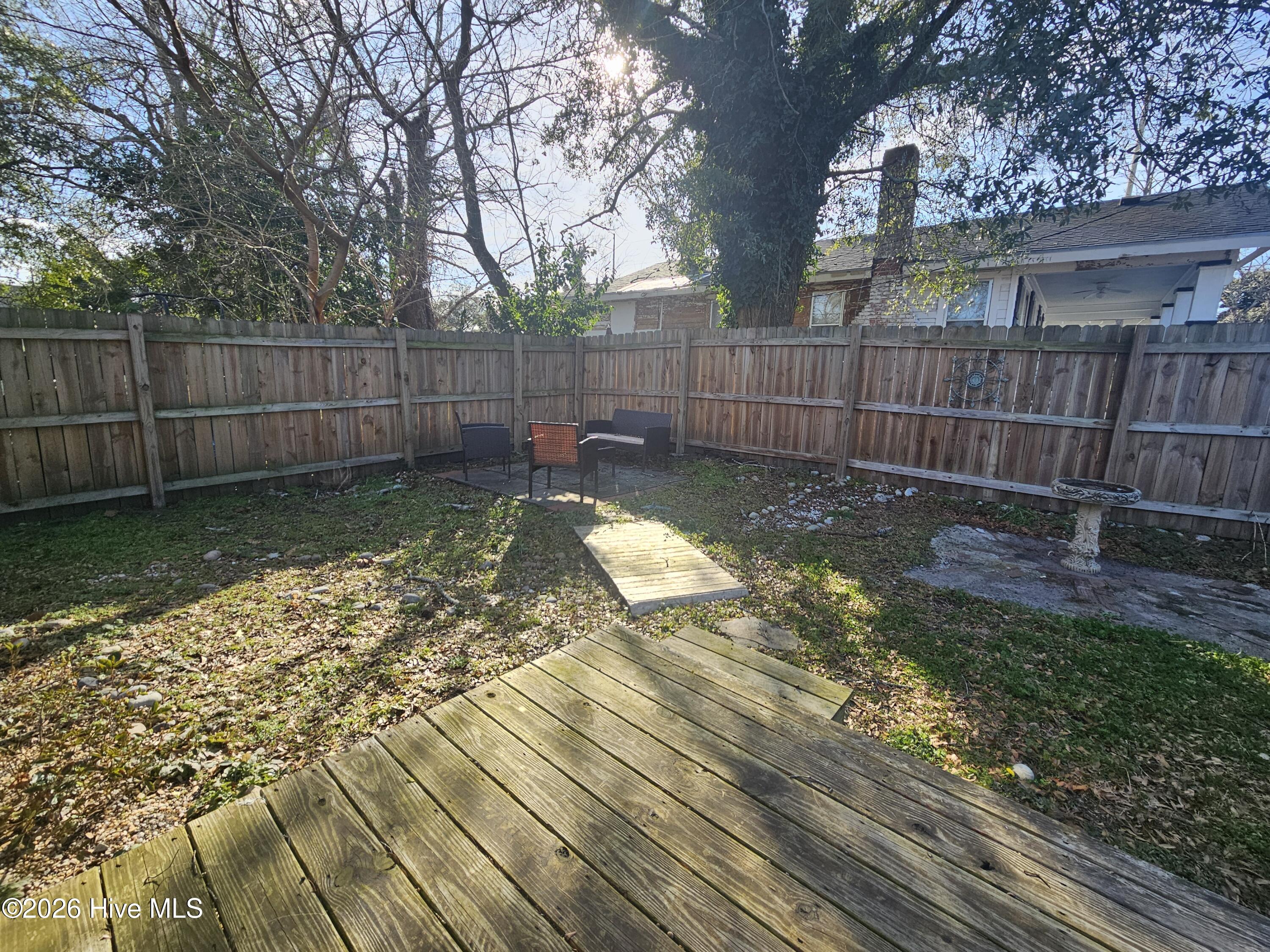 100552915 | Photo 28