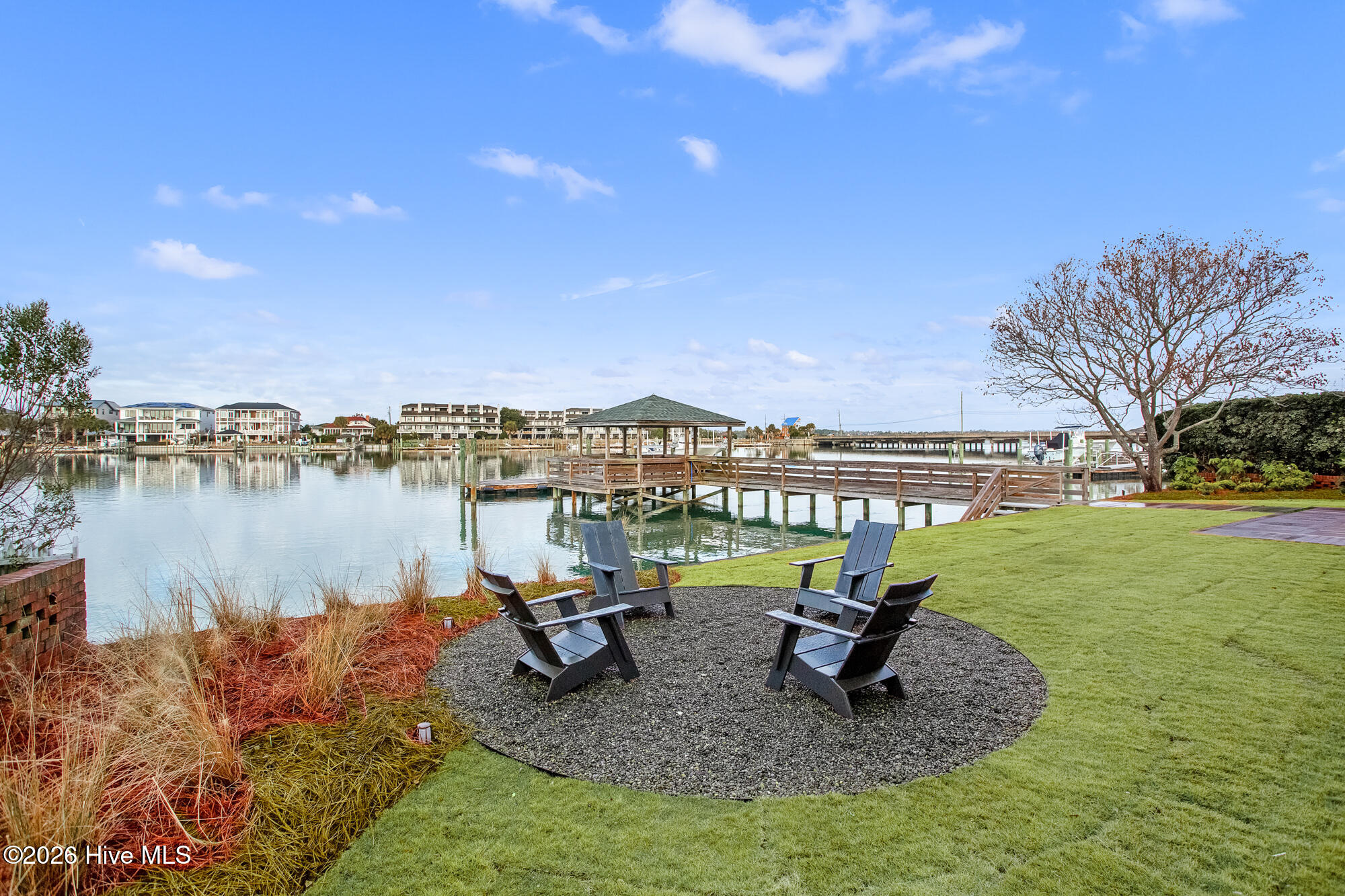 100550703 | Photo 54