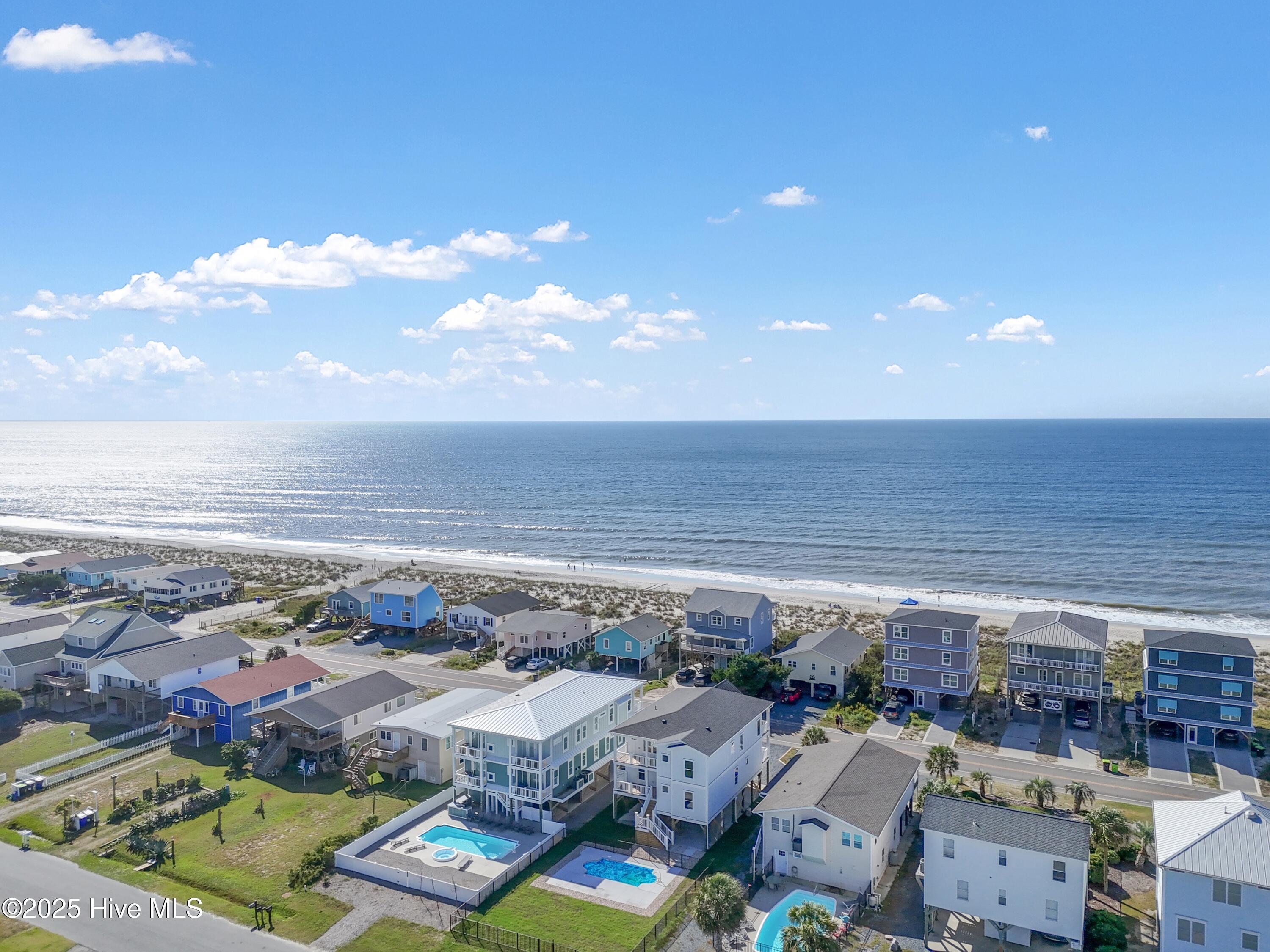 100511699 | Photo 36