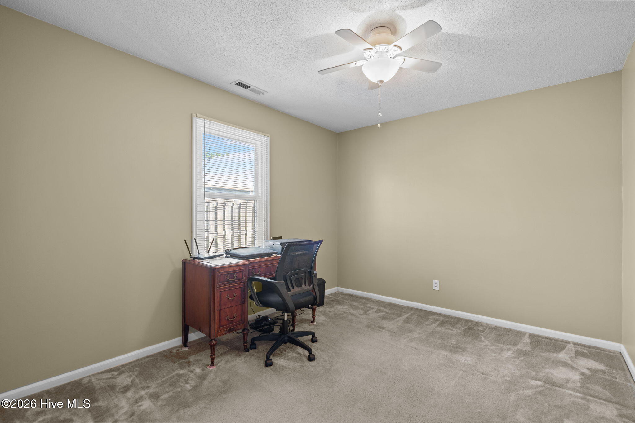 100566557 | Photo 25