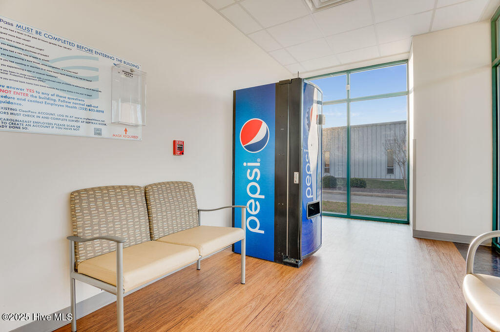 4275 Western Boulevard, Jacksonville, NC, 28546