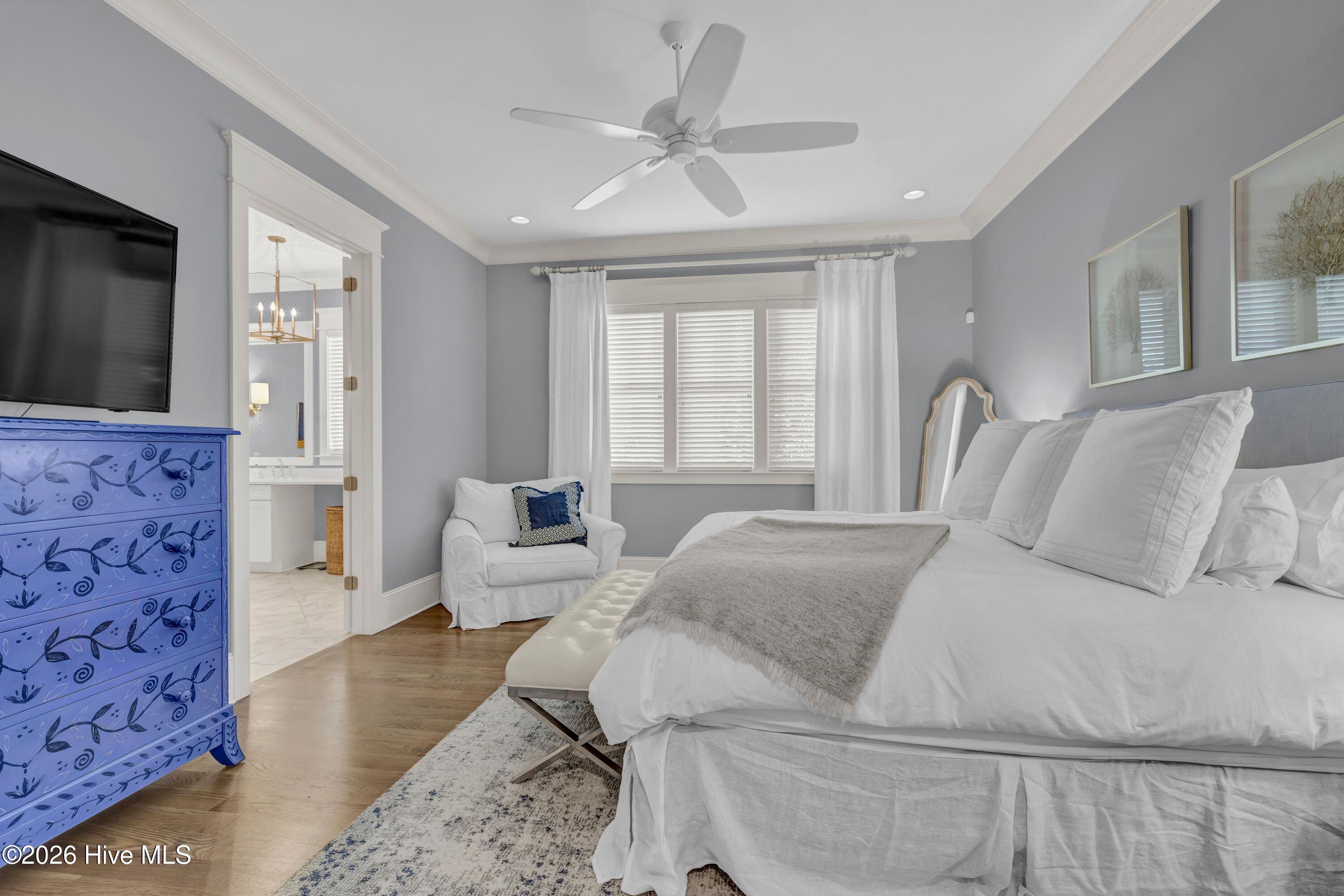 100549123 | Photo 16