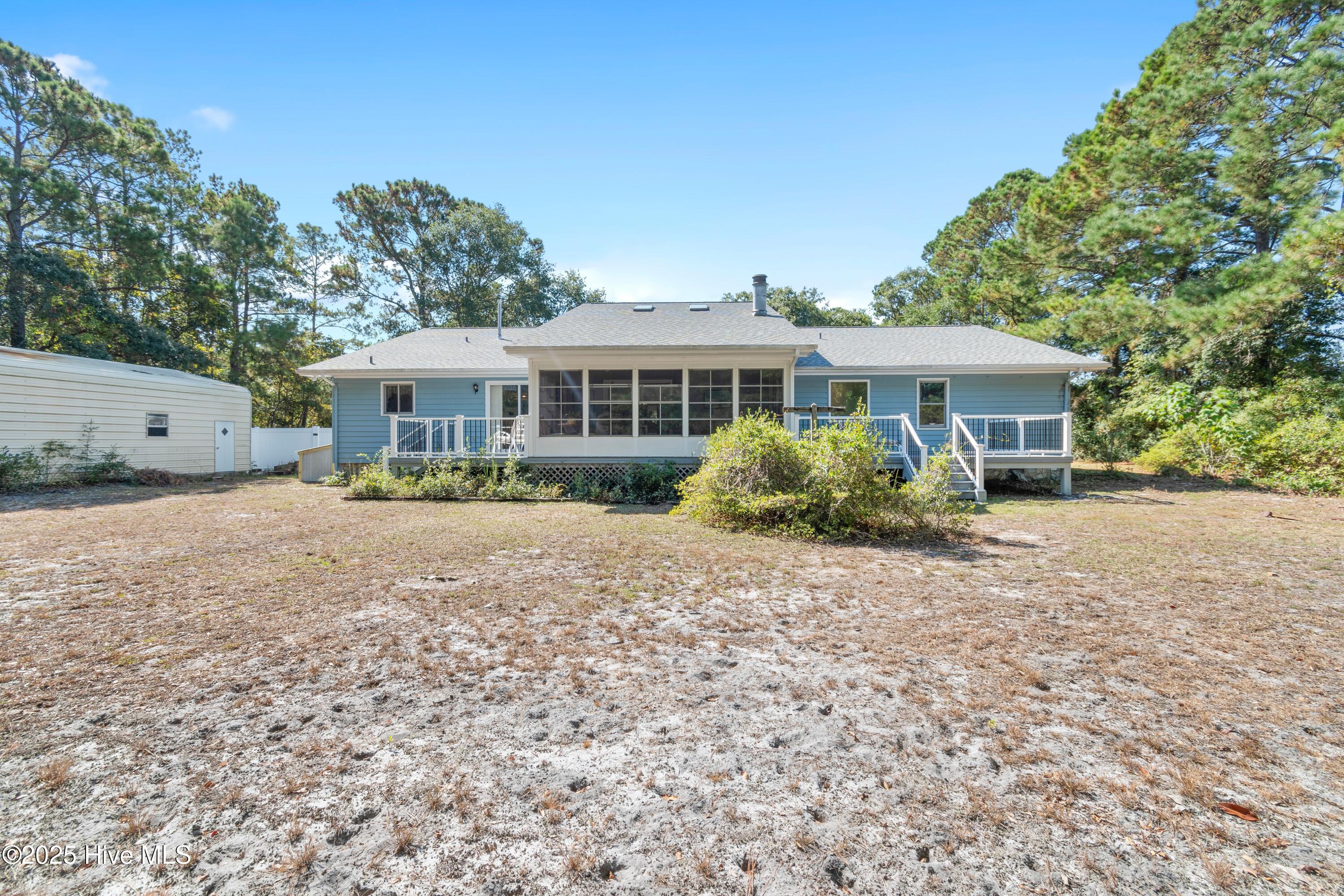 100533822 | Photo 45