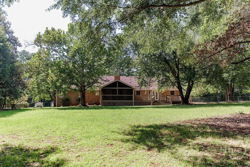1035 Whit Davis Road