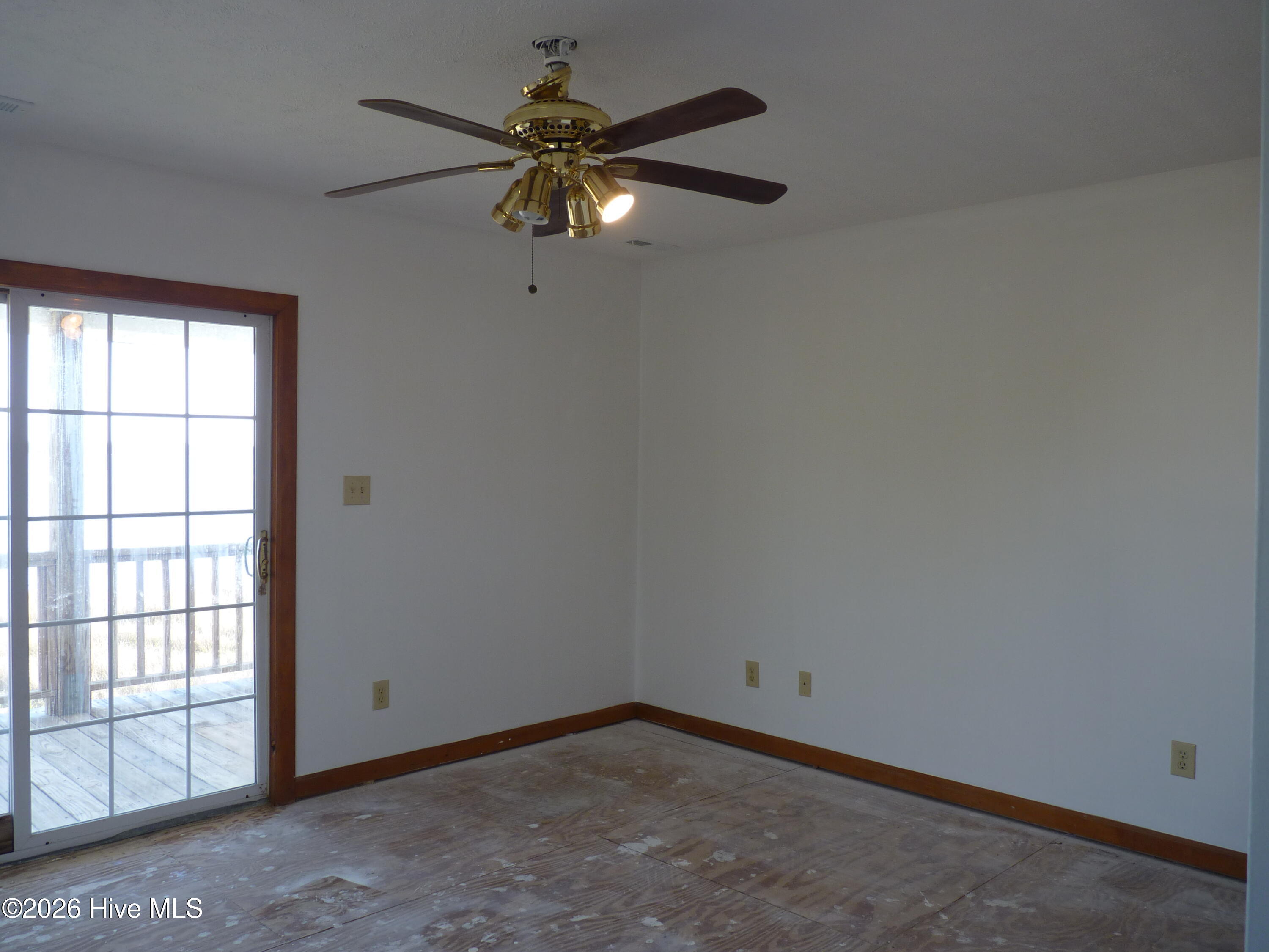 210 Shore Road, Newport, NC, 28570