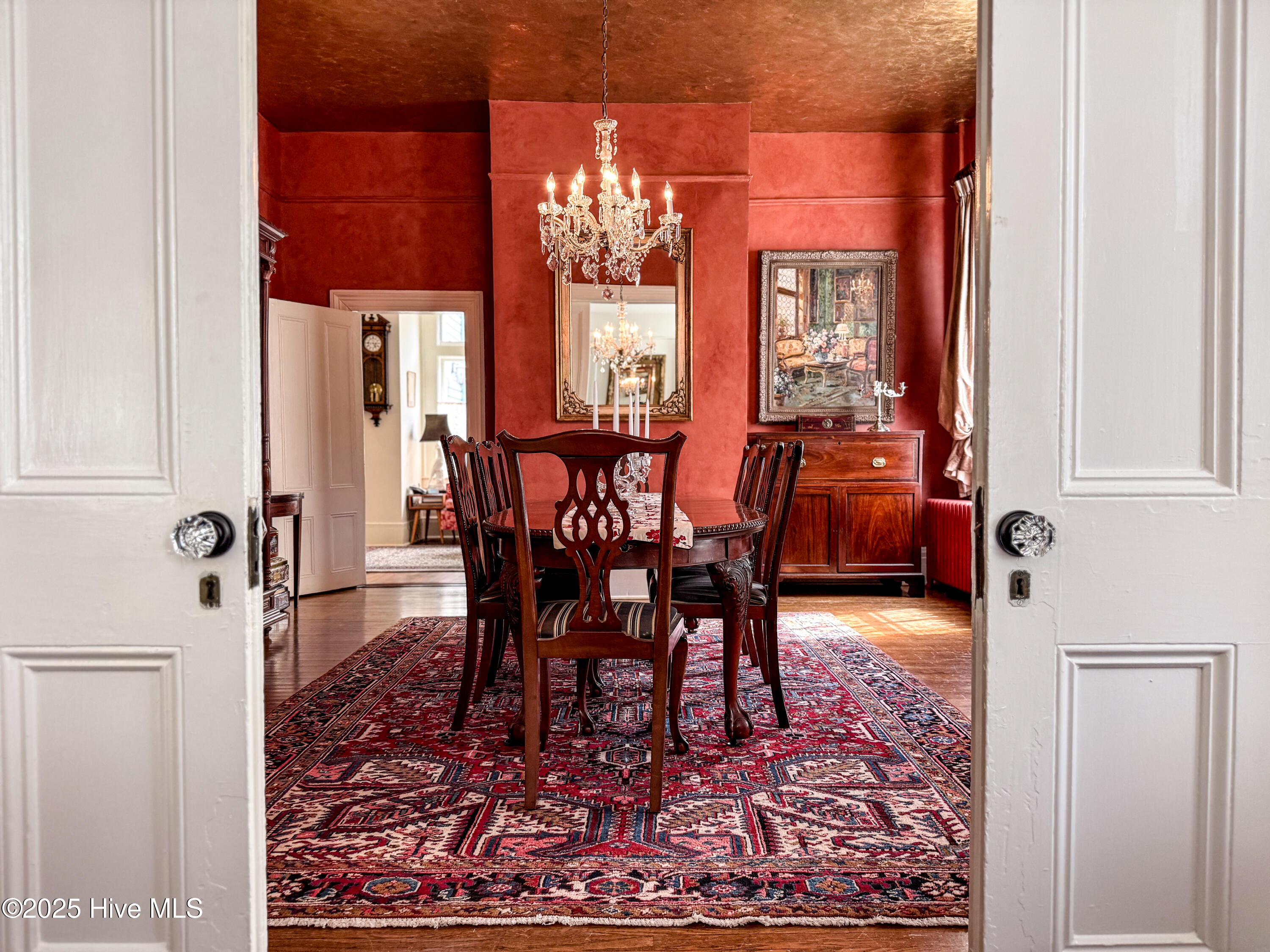 100501936 | Photo 24