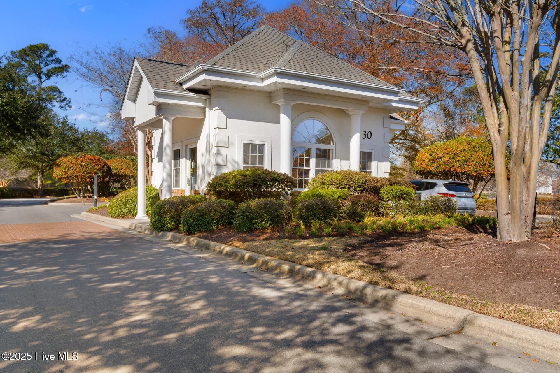 100520940 | Photo 24